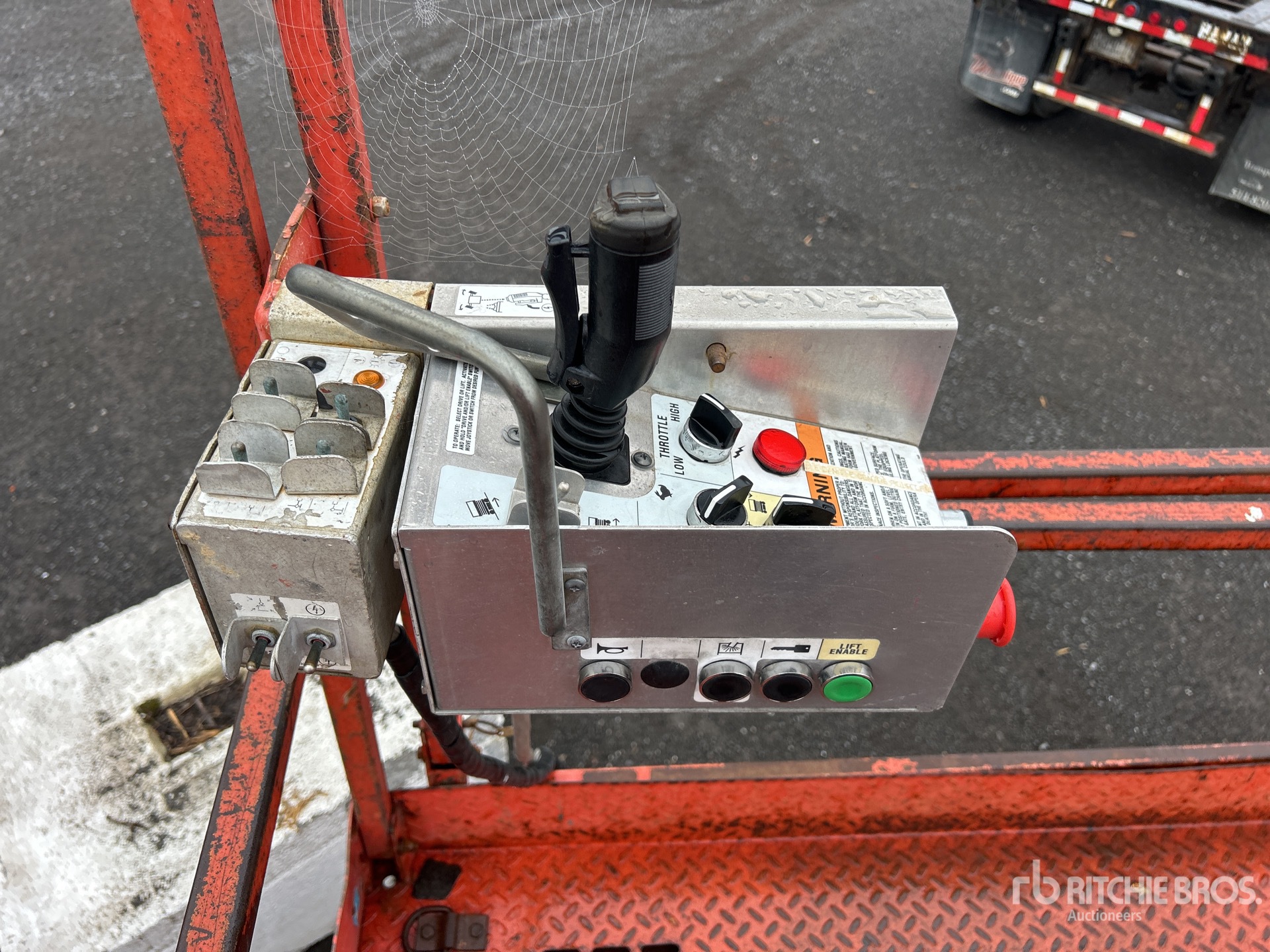 Control Station Upper with 