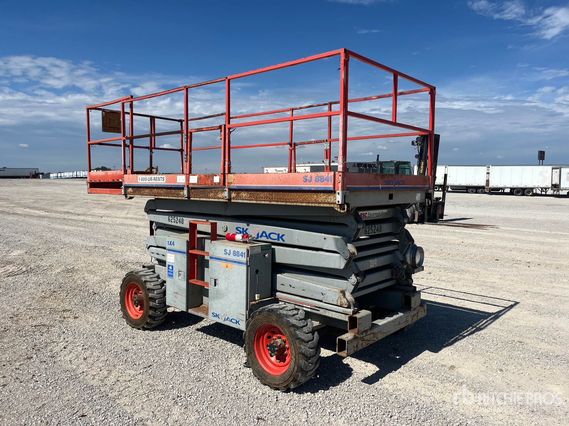 General Appearance with Picture, Left Rear Corner