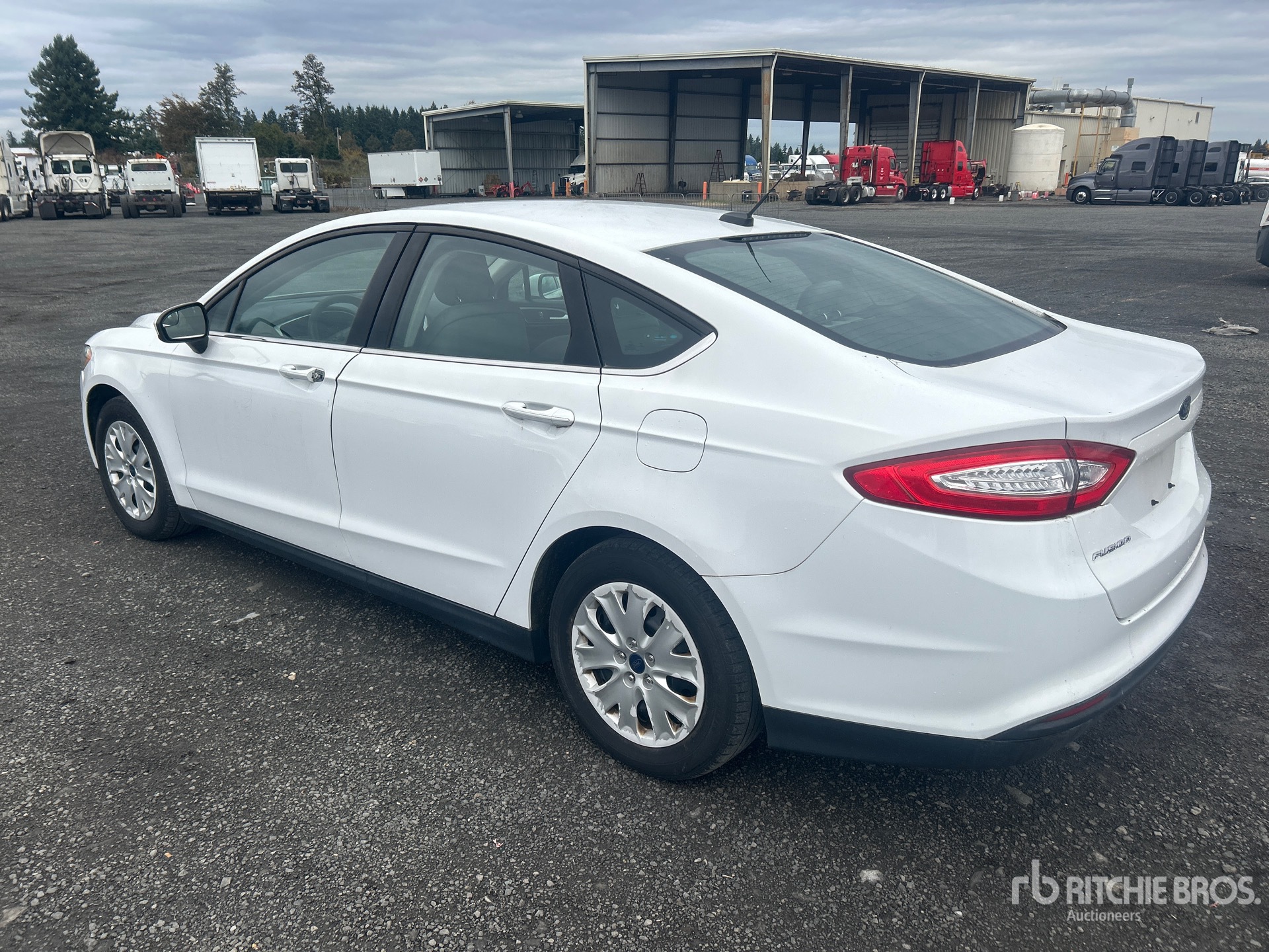 General Appearance with Picture, Left Rear Corner