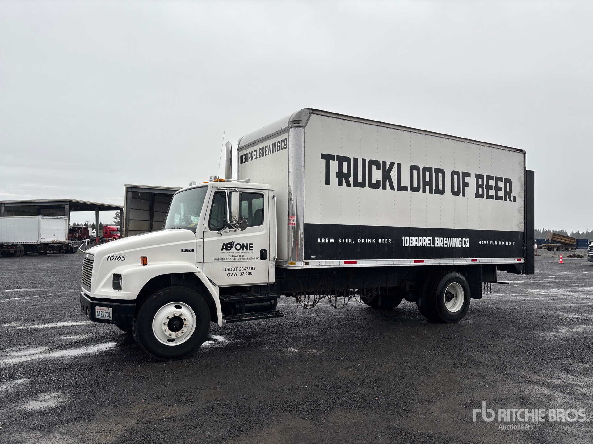 General Appearance with Featured Photo