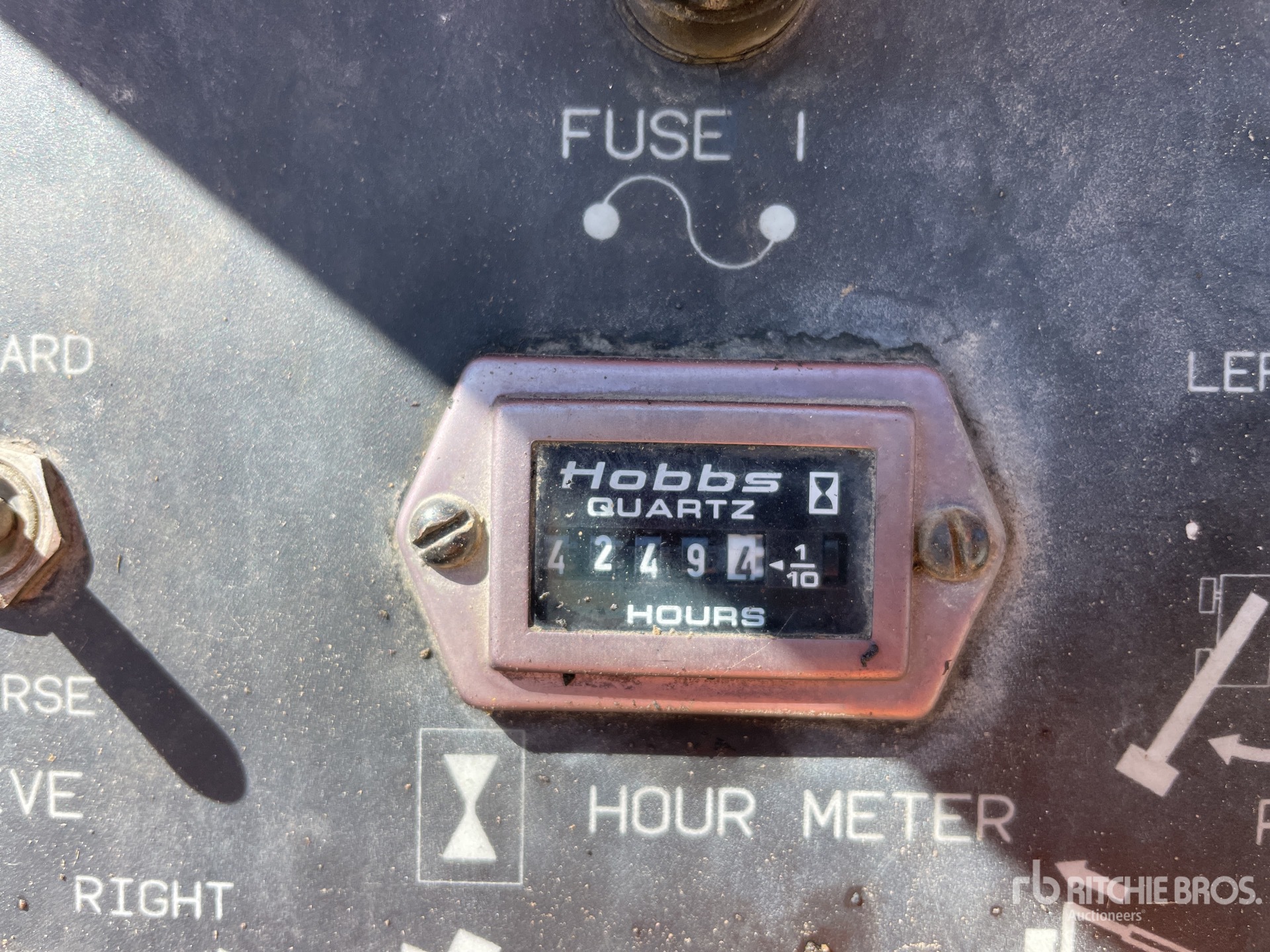 General Appearance with Hour Meter / Odometer