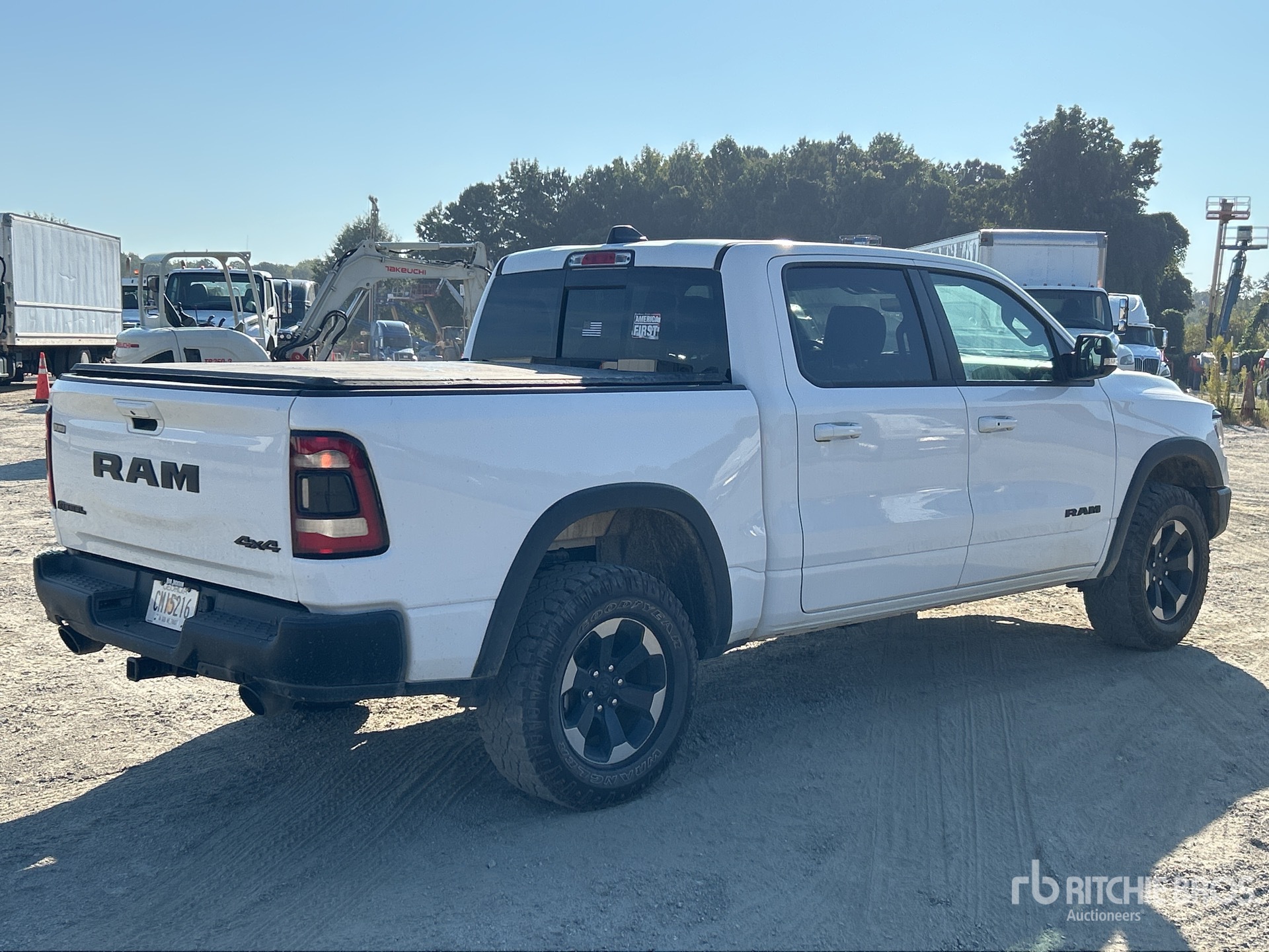 General Appearance with Picture, Right Rear Corner