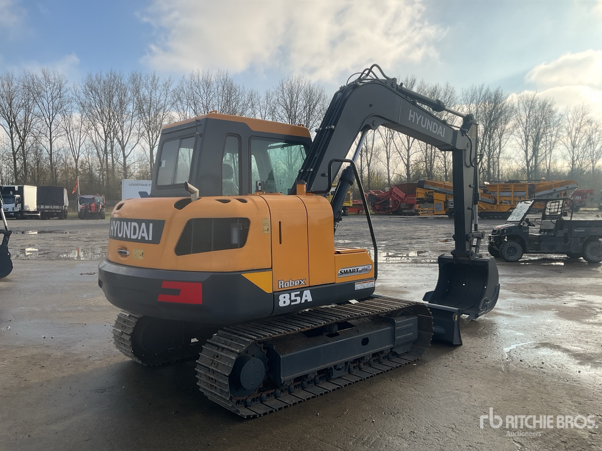 General Appearance with Foto, angolo anteriore sinistro