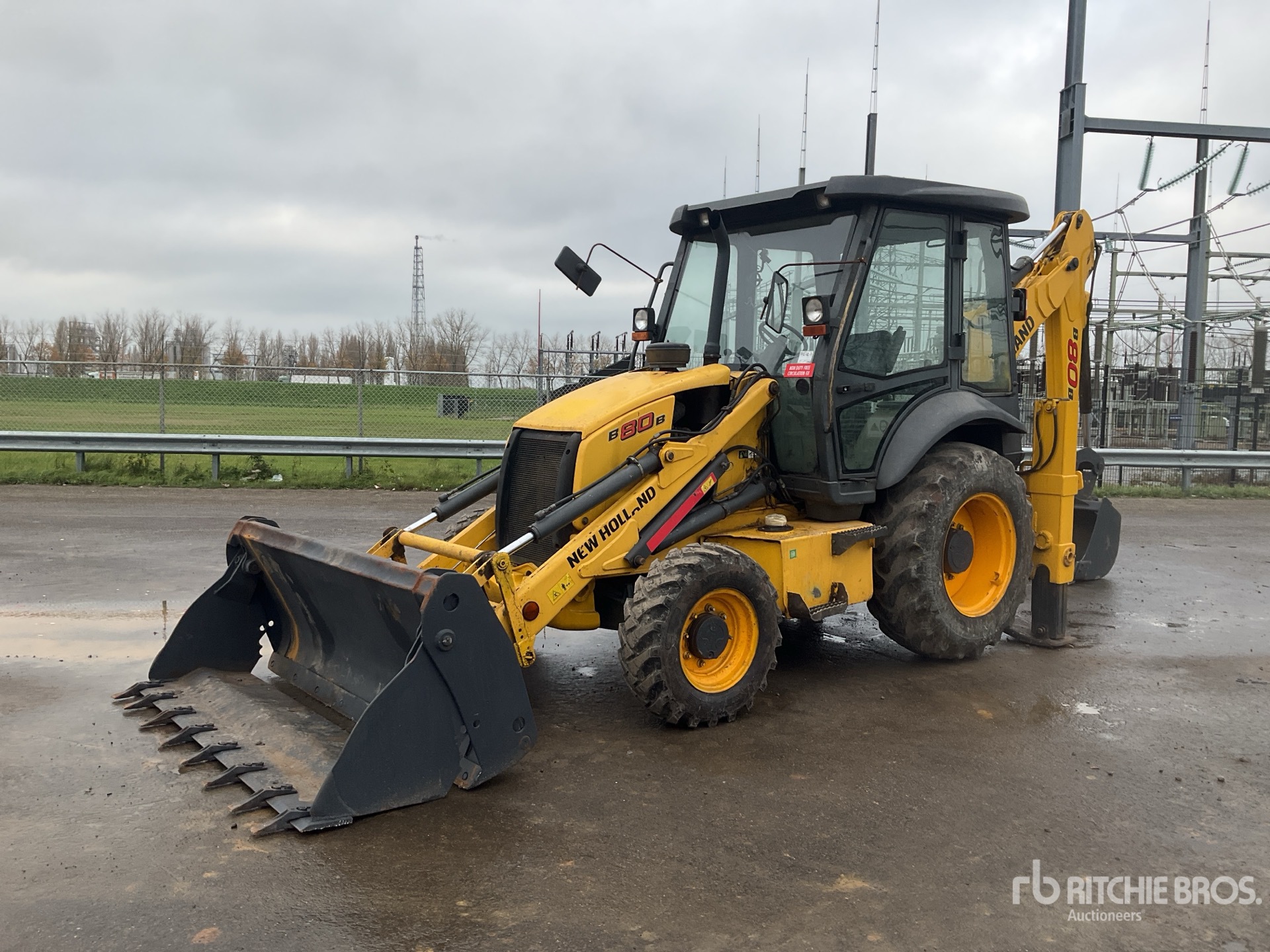 General Appearance with Bild, Ecke vorne links