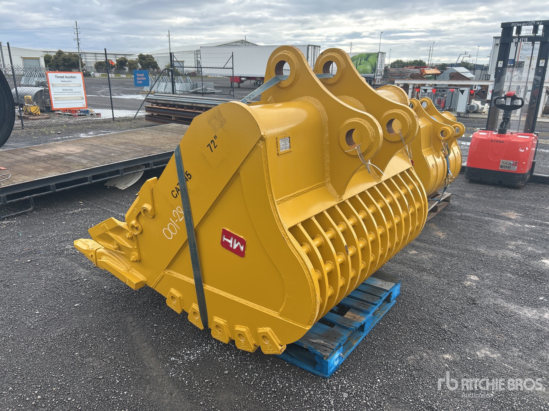 General Appearance with Picture, Left Rear Corner