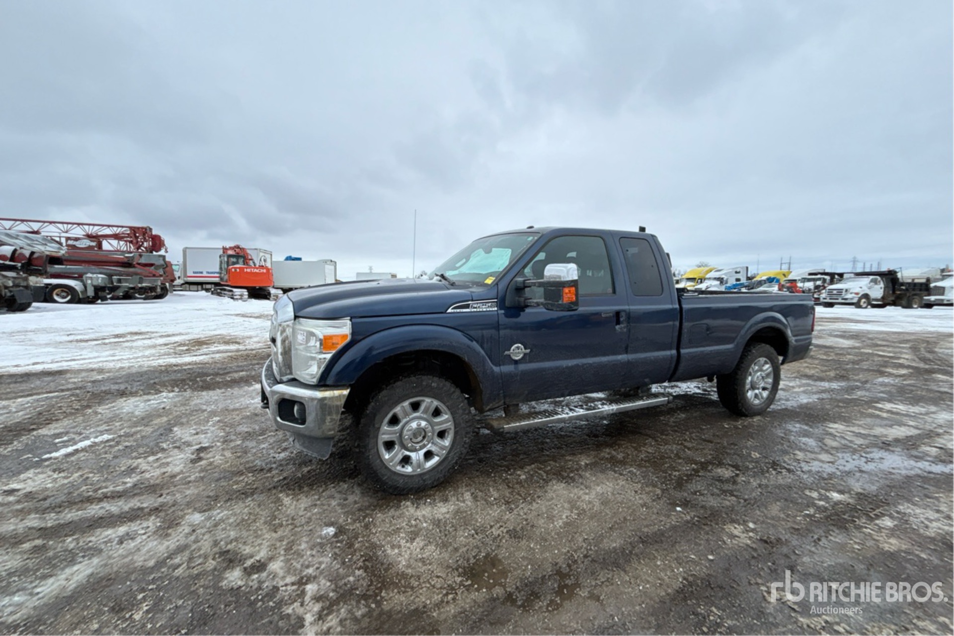 General Appearance with Foto, angolo anteriore sinistro