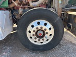 4 Underbody - Truck with 