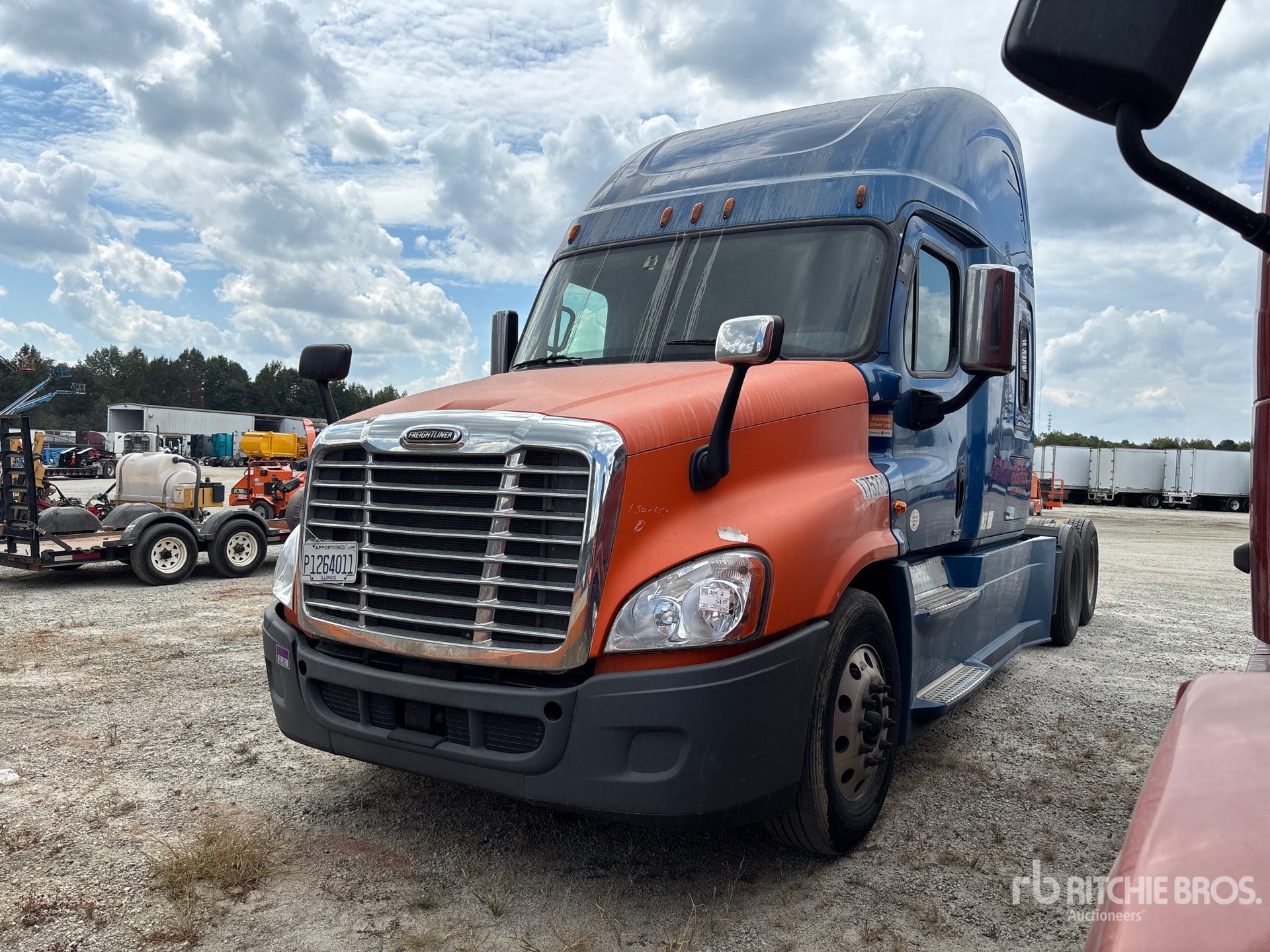 CAMIóN CAMAROTE 2017 FREIGHTLINER