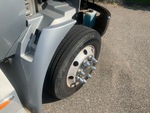 Underbody with Right Steer Tire