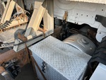4 Underbody - Truck with 