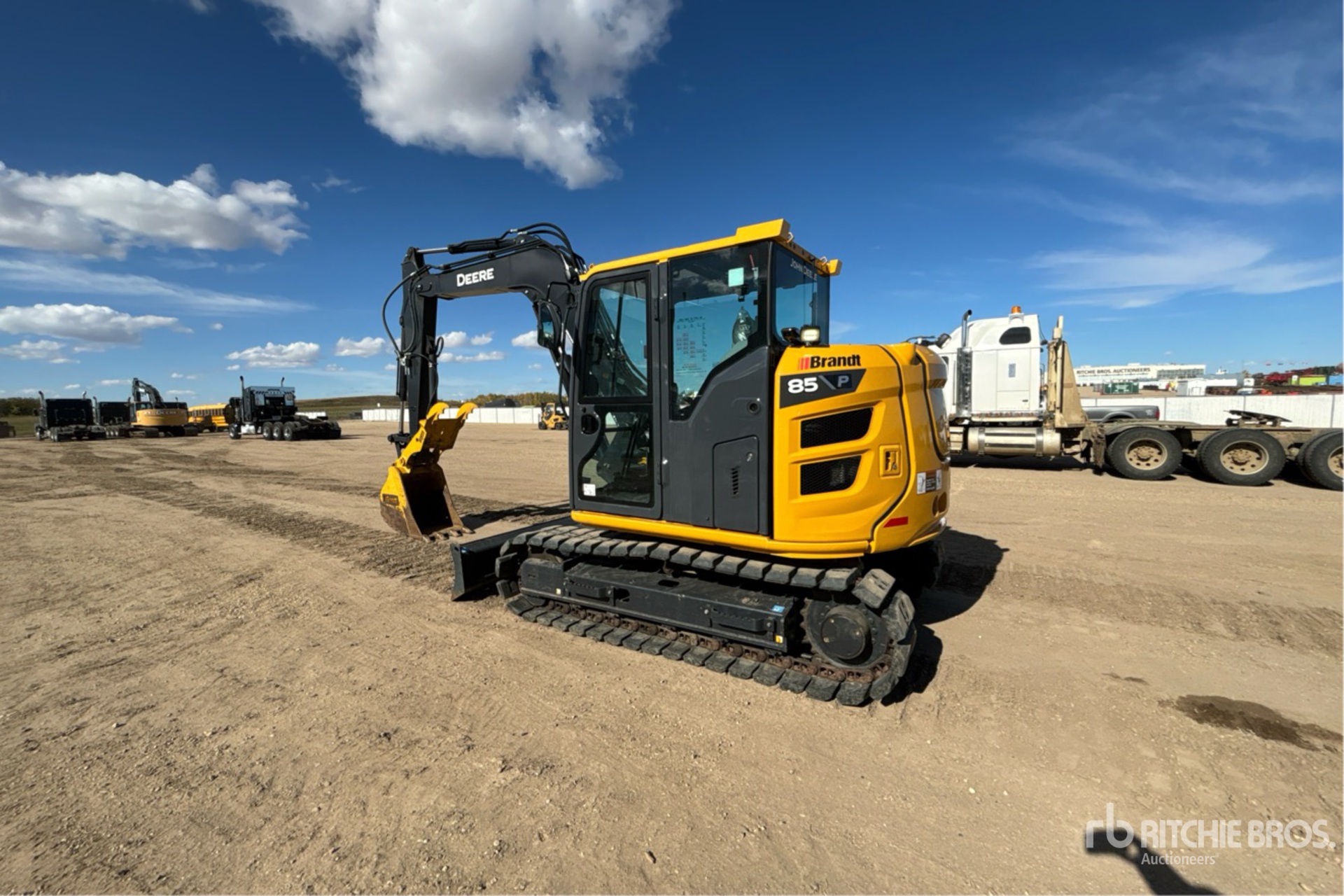 EXCAVADORA 2023 JOHN DEERE 85P