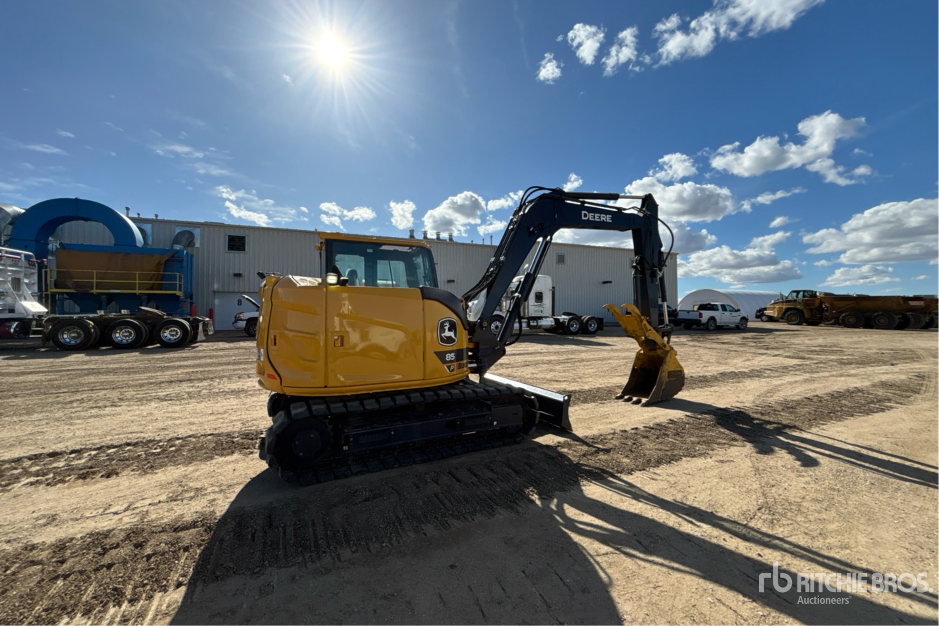 EXCAVADORA 2023 JOHN DEERE 85P