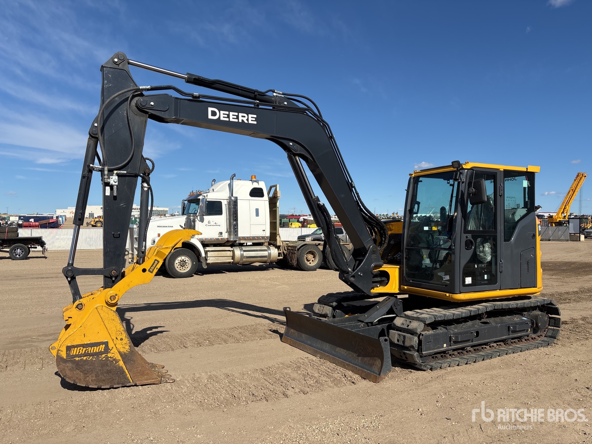 EXCAVADORA 2023 JOHN DEERE 85P