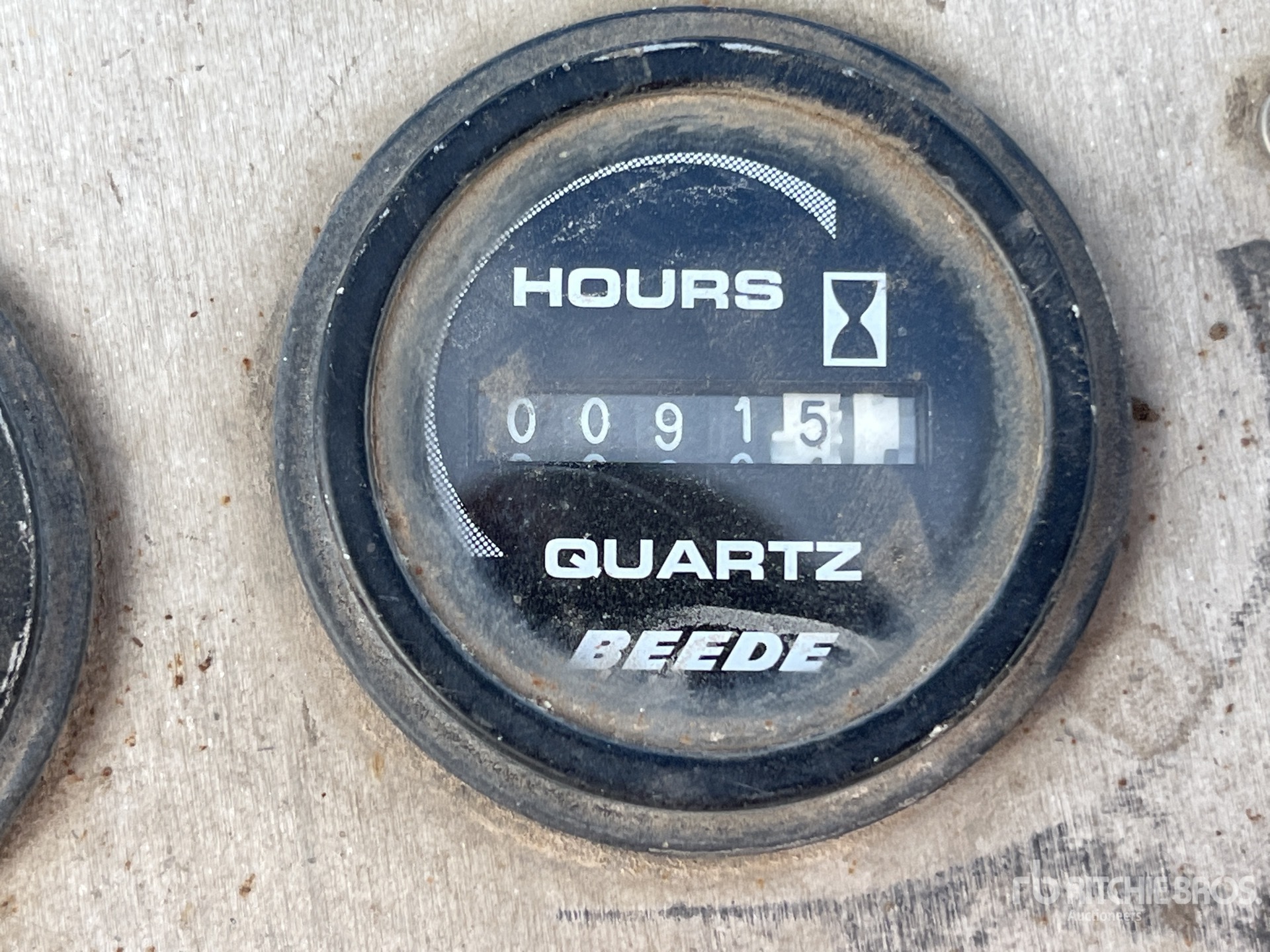 General Appearance with Hour Meter / Odometer