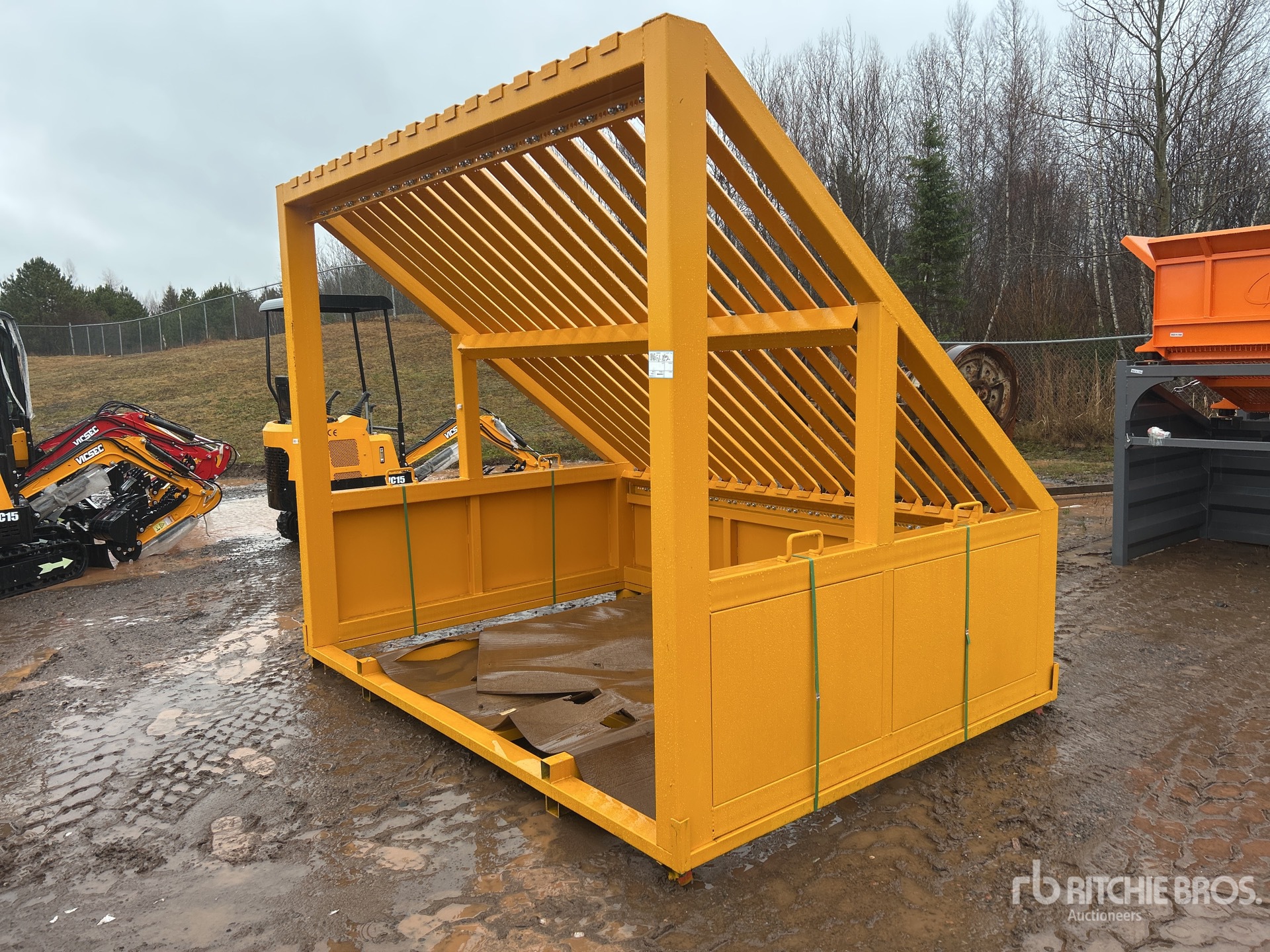 General Appearance with Picture, Left Front Corner