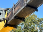 Crane Superstructure with Wear Pads