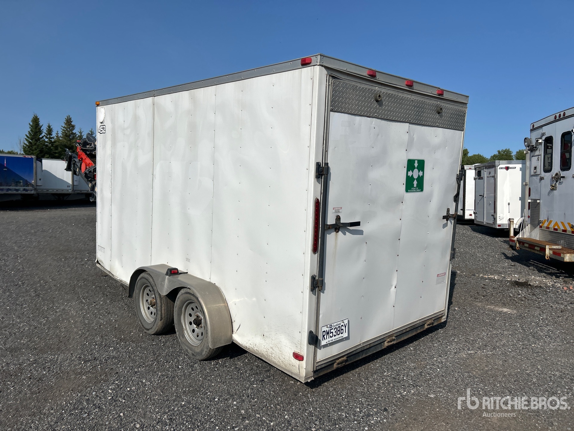 General Appearance with Picture, Left Rear Corner