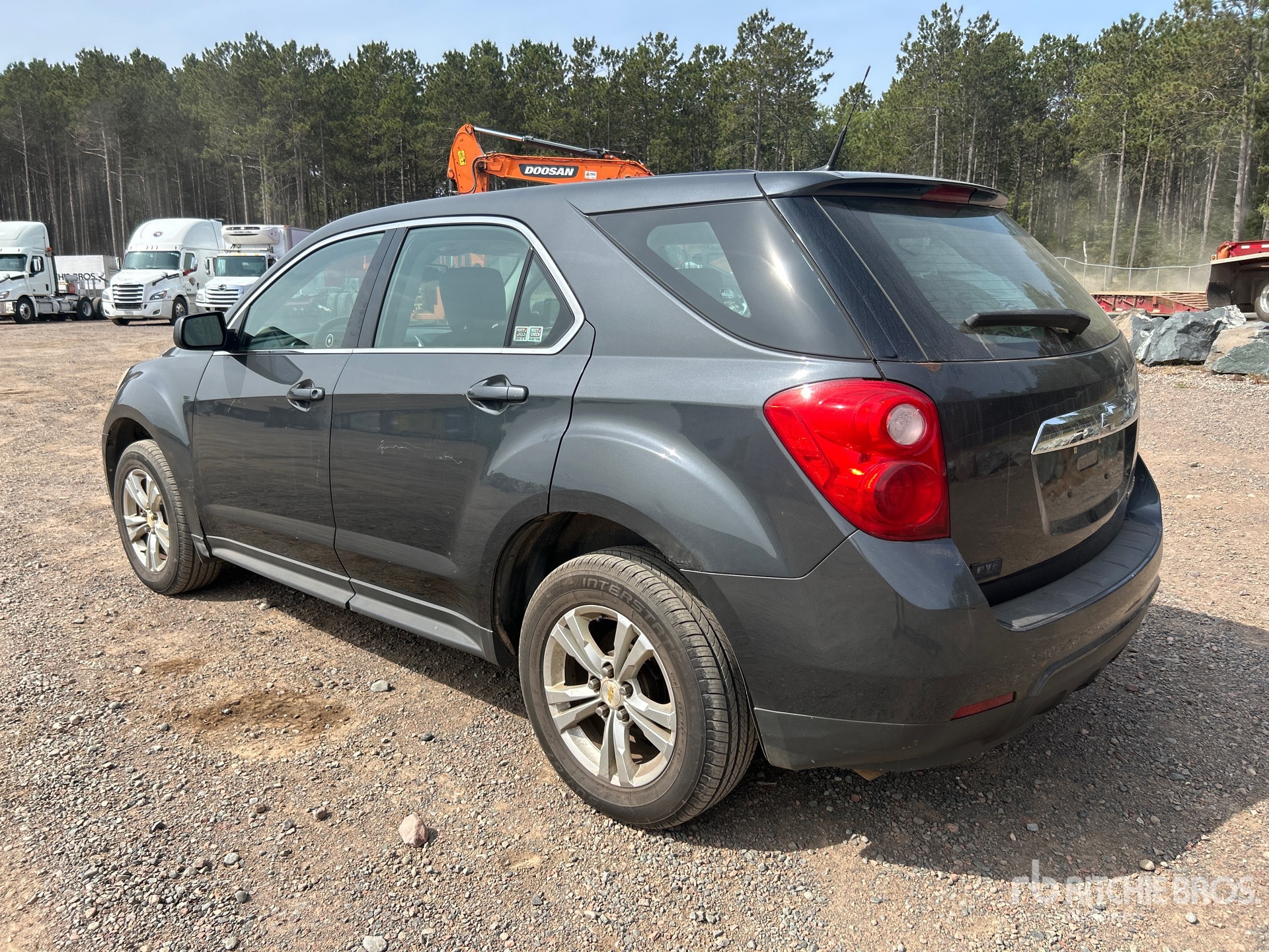 General Appearance with Picture, Left Rear Corner