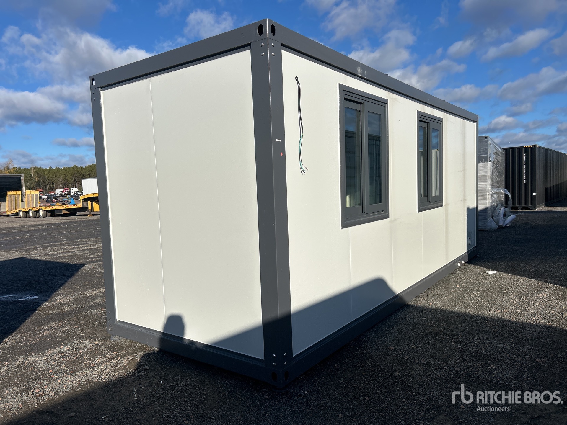 General Appearance with Zdjęcie, lewy dolny róg