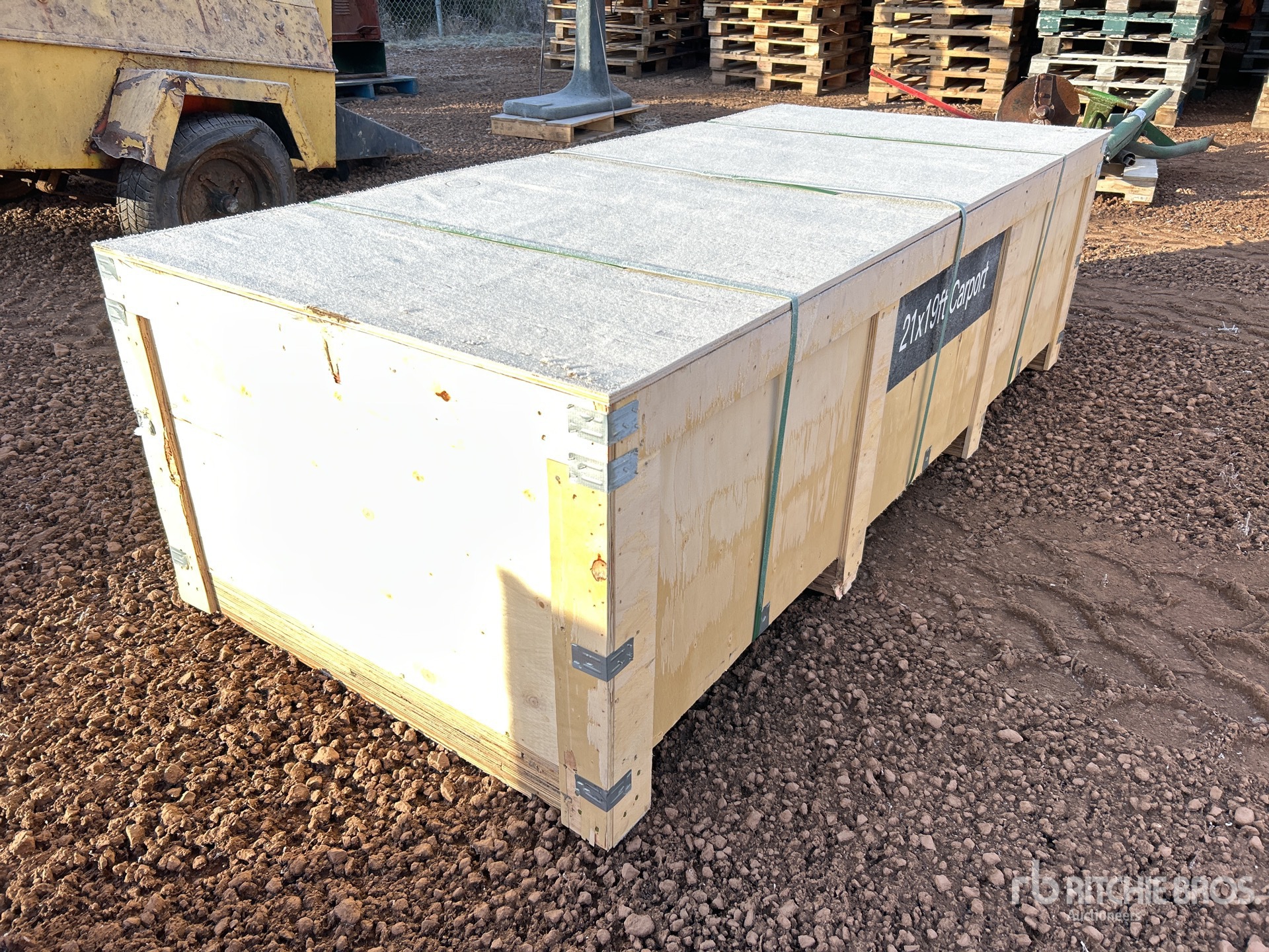 General Appearance with Bild, Ecke hinten links