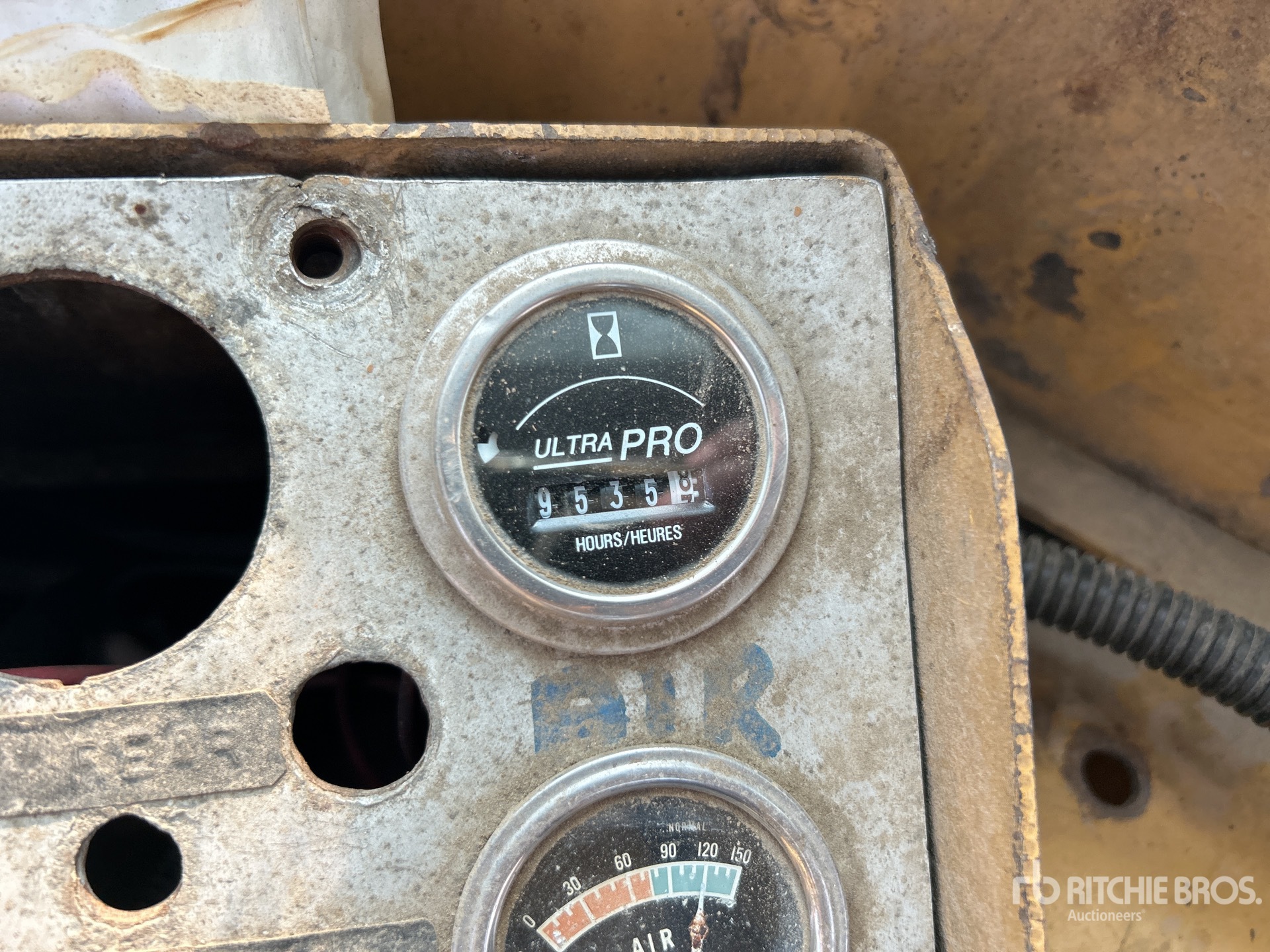 General Appearance with Hour Meter / Odometer