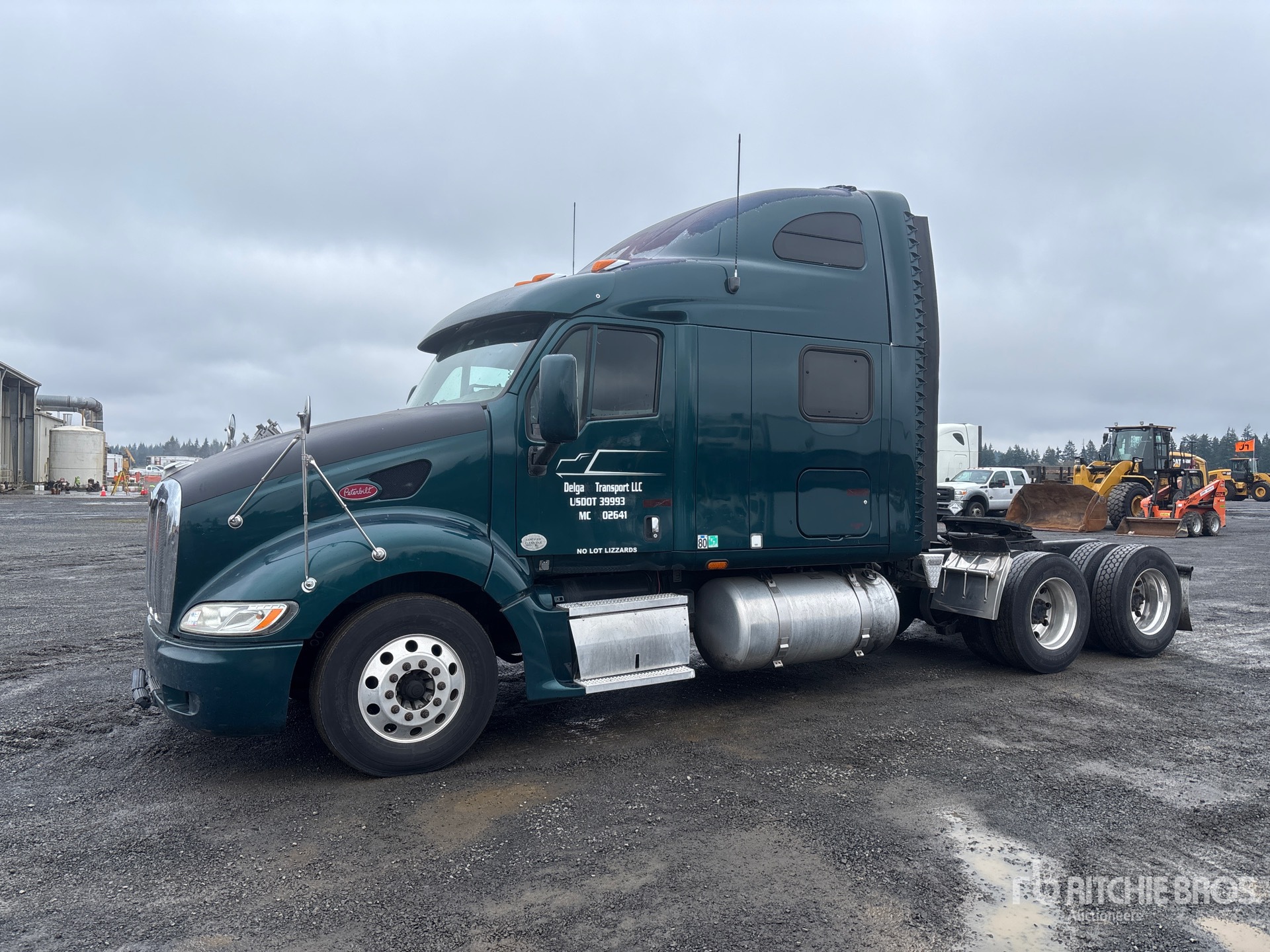 General Appearance with Image, coin avant gauche