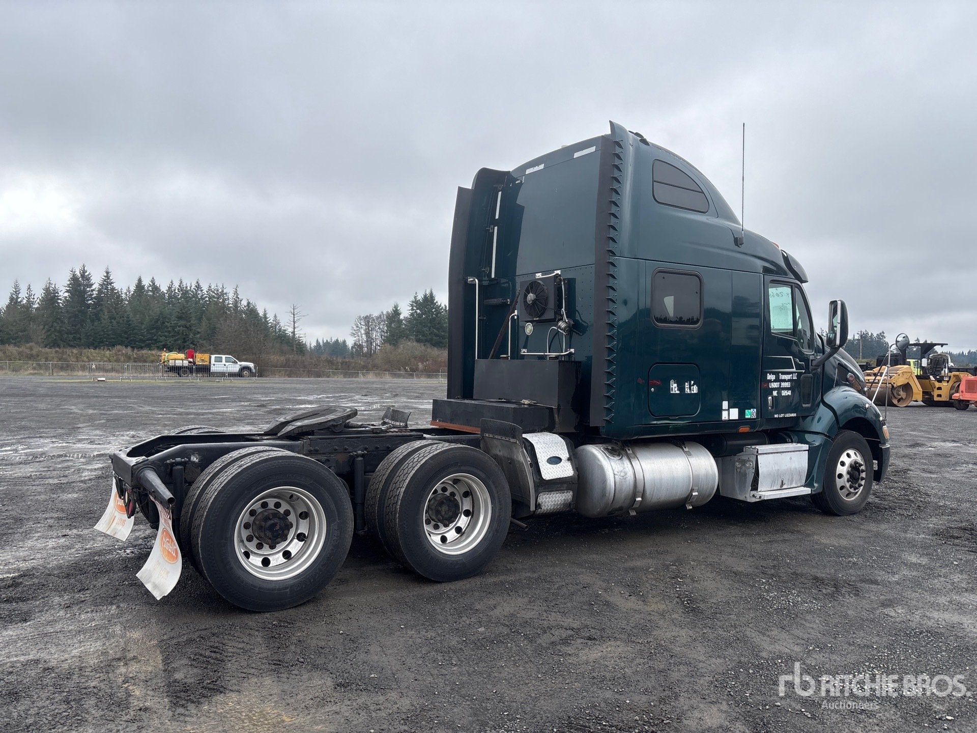 General Appearance with Image, coin arrière droit