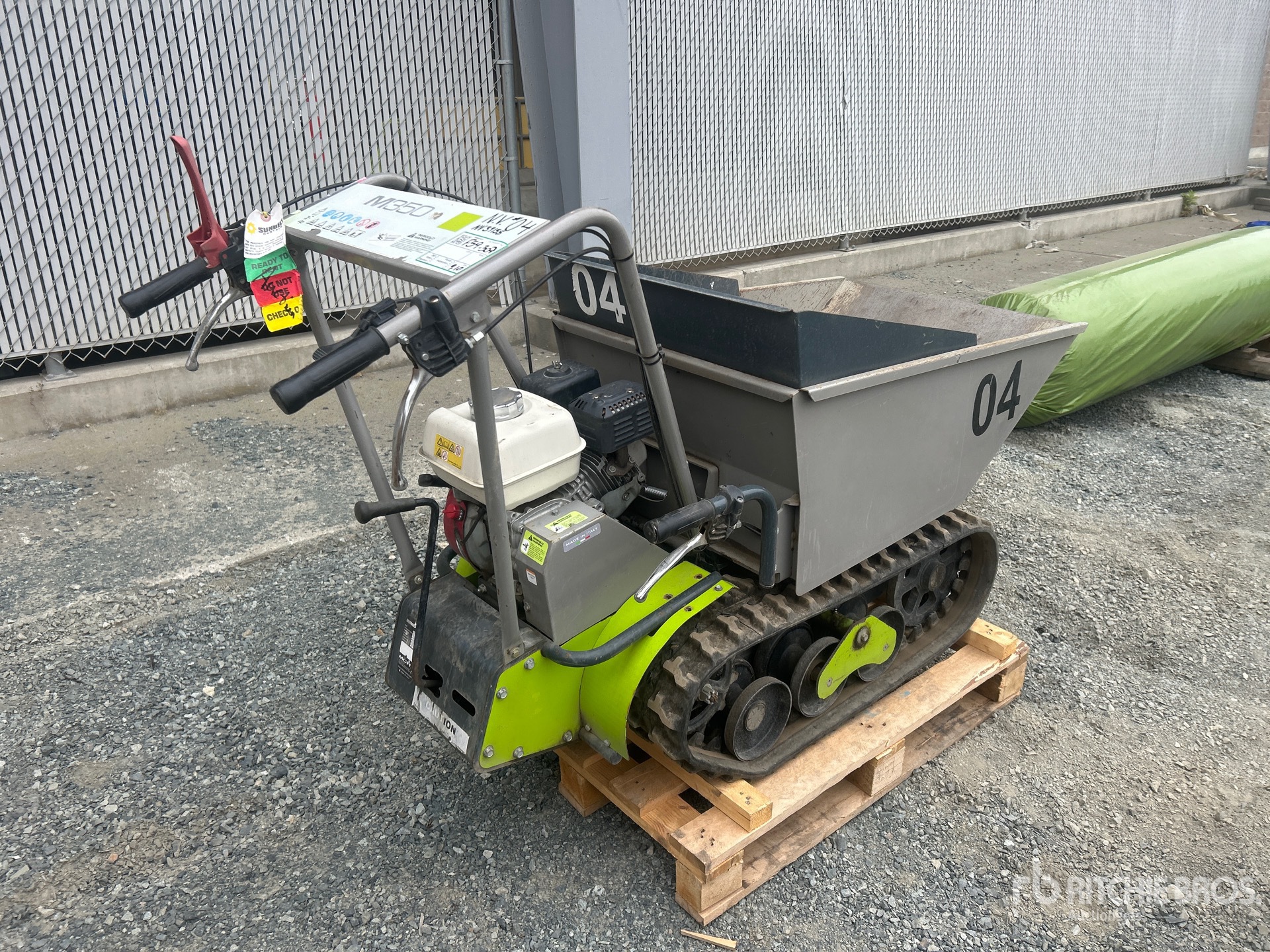 General Appearance with Picture, Right Rear Corner