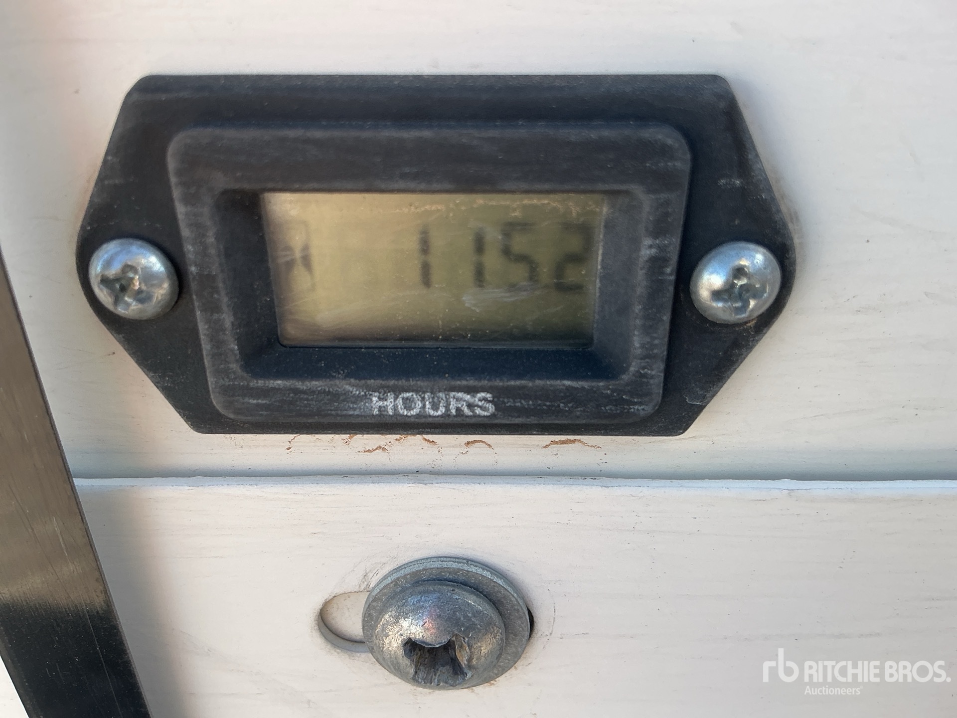 General Appearance with Hour Meter / Odometer