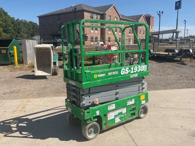 2015 Genie GS-1930 Electric Scissor Lift