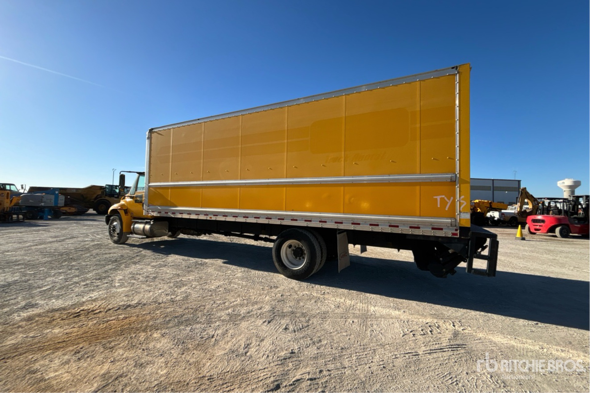 General Appearance with Imagen: esquina trasera izquierda