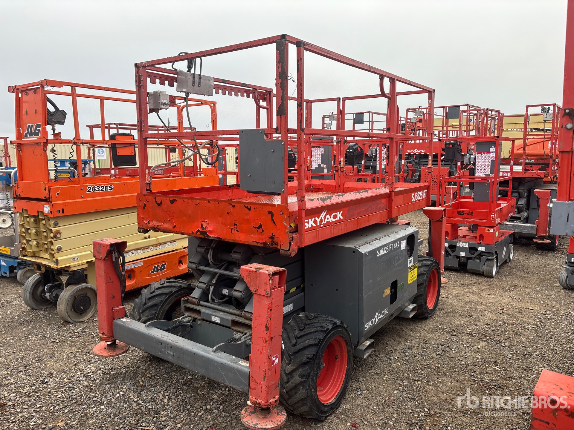 General Appearance with Picture, Right Rear Corner