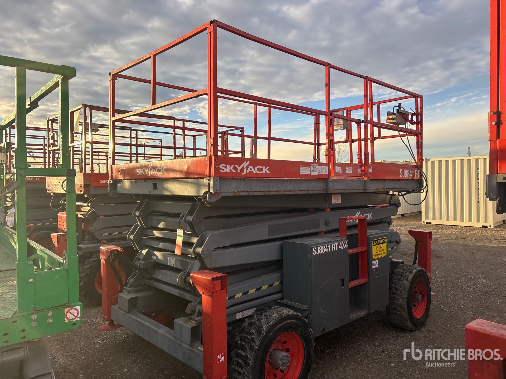 General Appearance with Picture, Right Front Corner