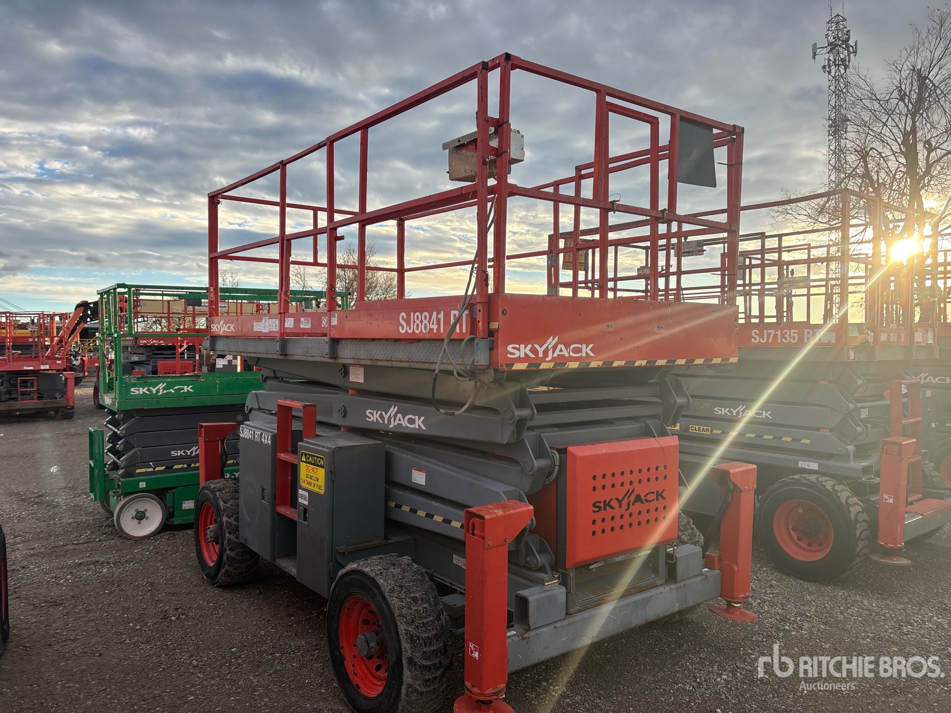 General Appearance with Picture, Left Rear Corner