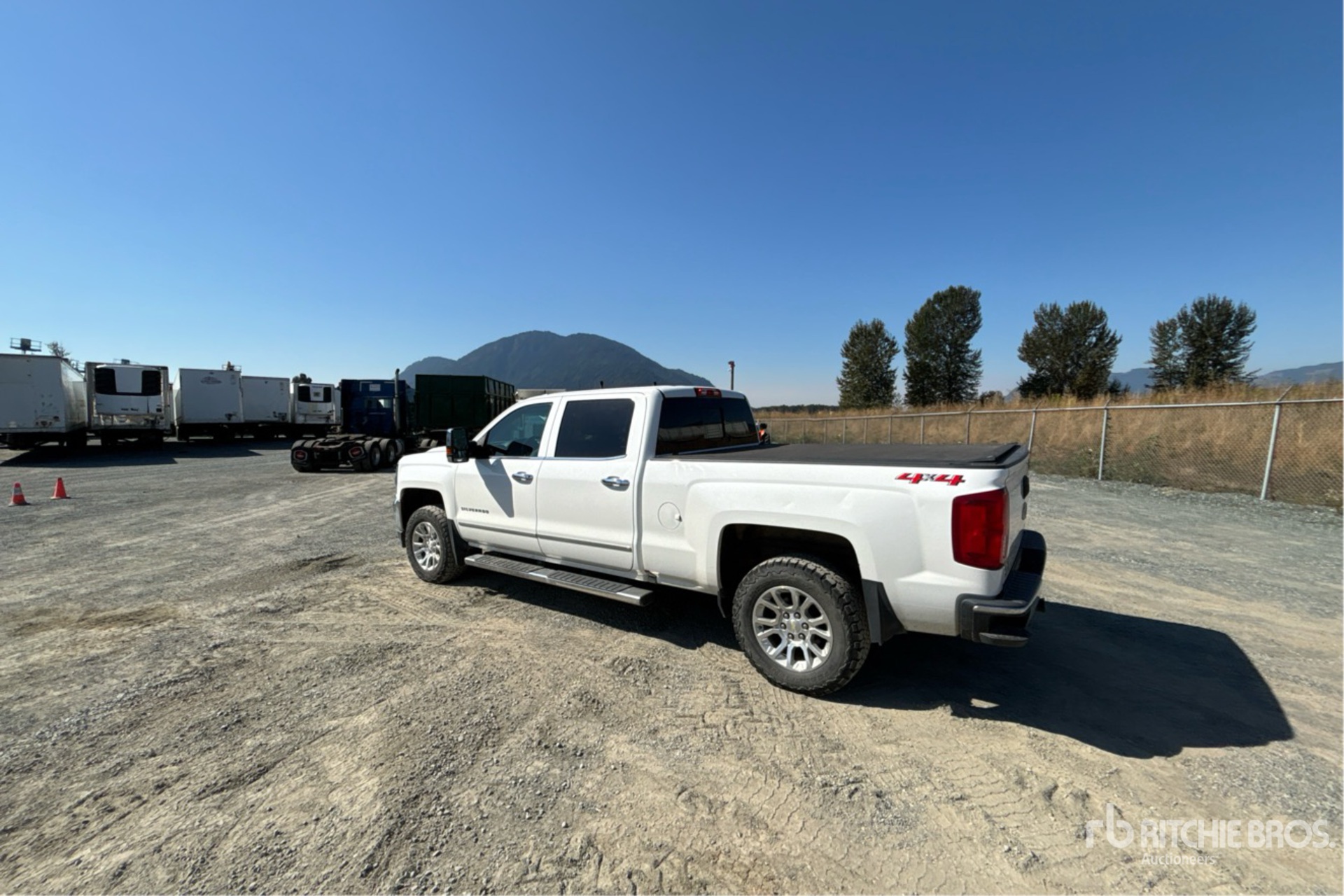 General Appearance with Picture, Left Rear Corner