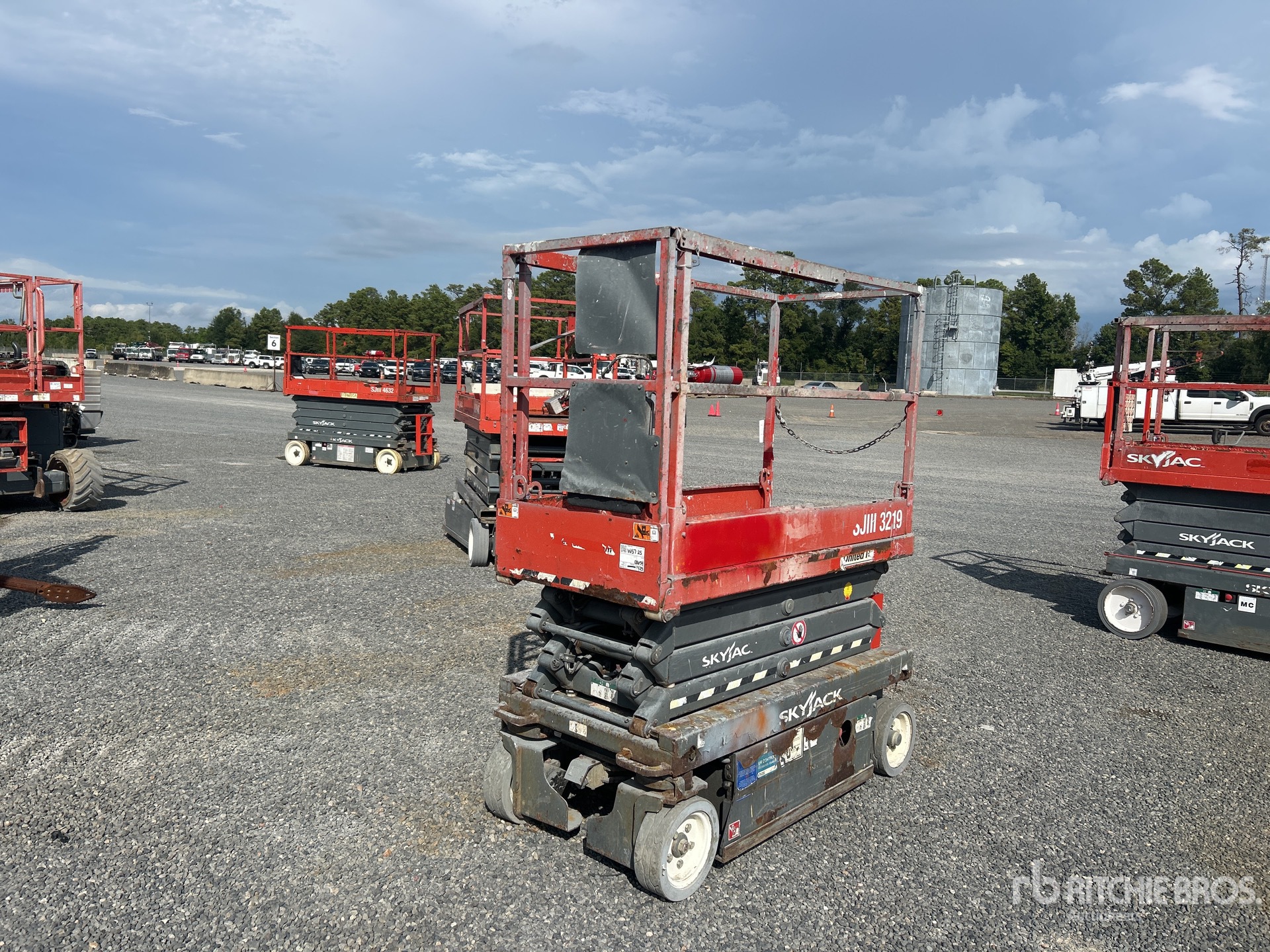 ELEVADOR TIJERA 2016 SKYJACK SJIII3219