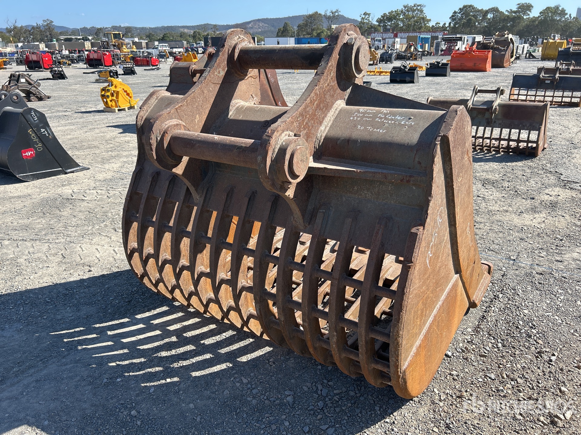 General Appearance with Picture, Right Rear Corner