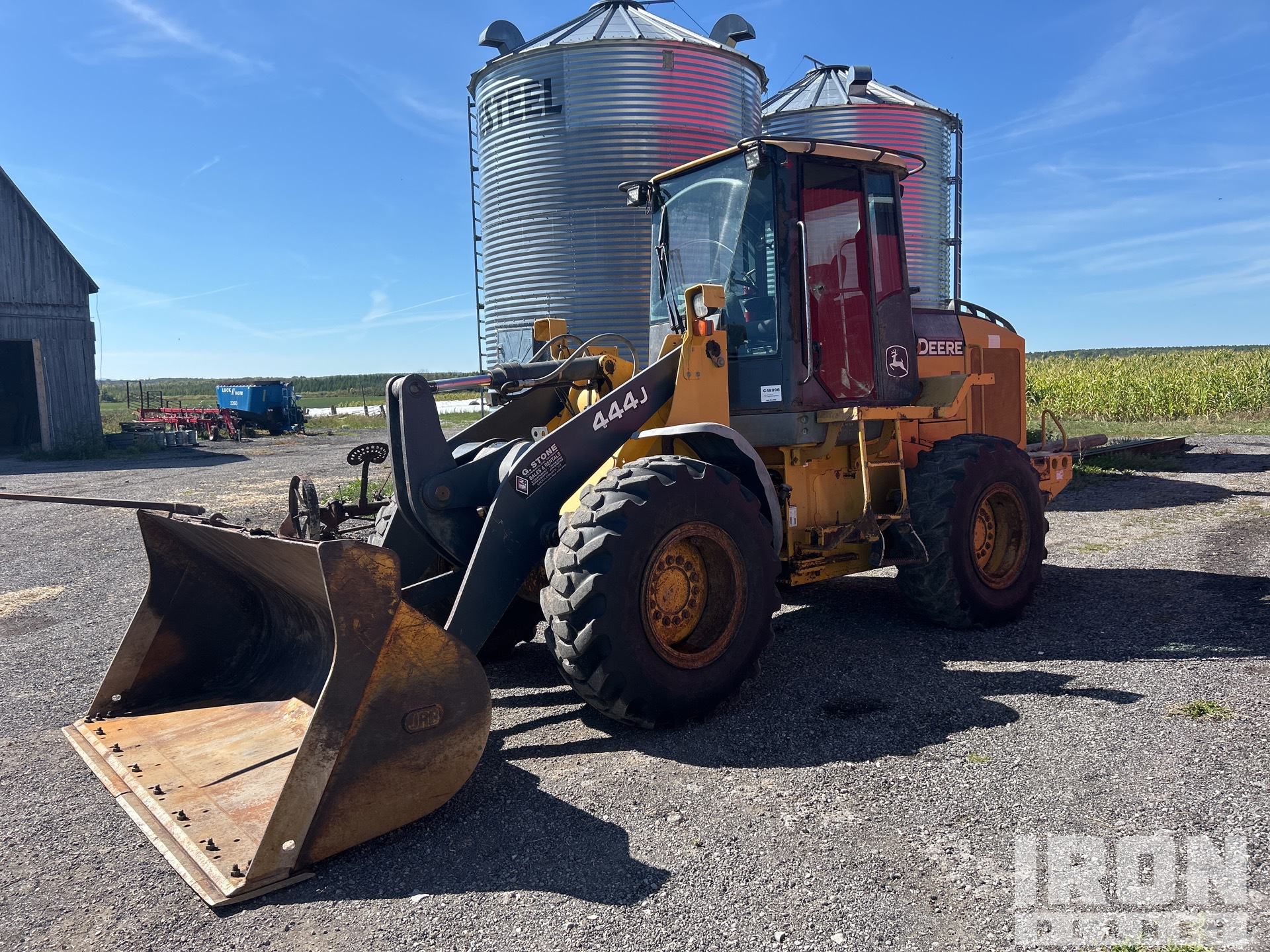 General Appearance with Image, coin avant gauche