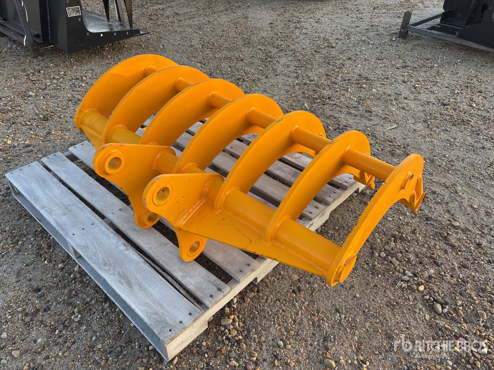 General Appearance with Foto, angolo anteriore sinistro