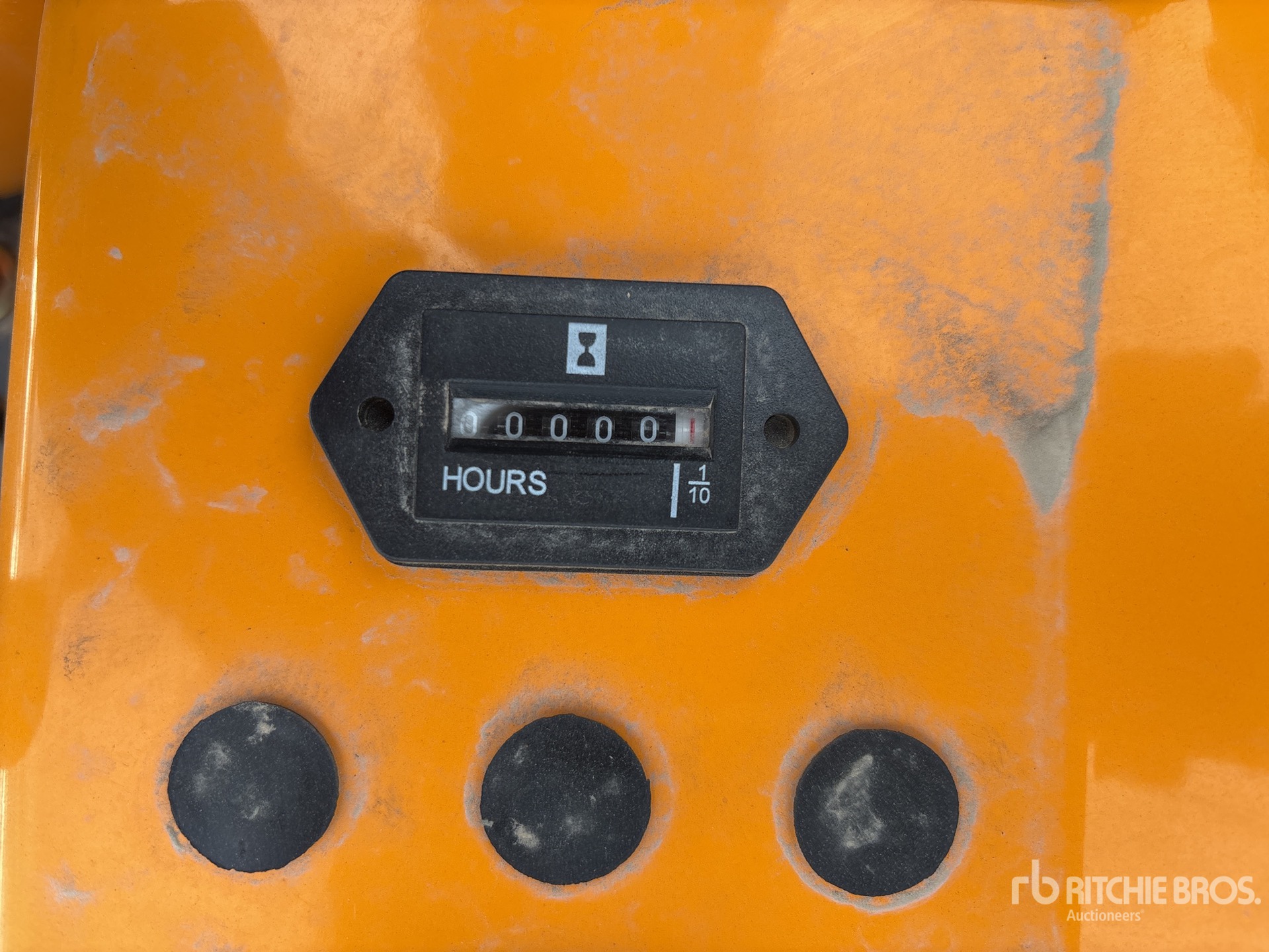 General Appearance with Hour Meter / Odometer