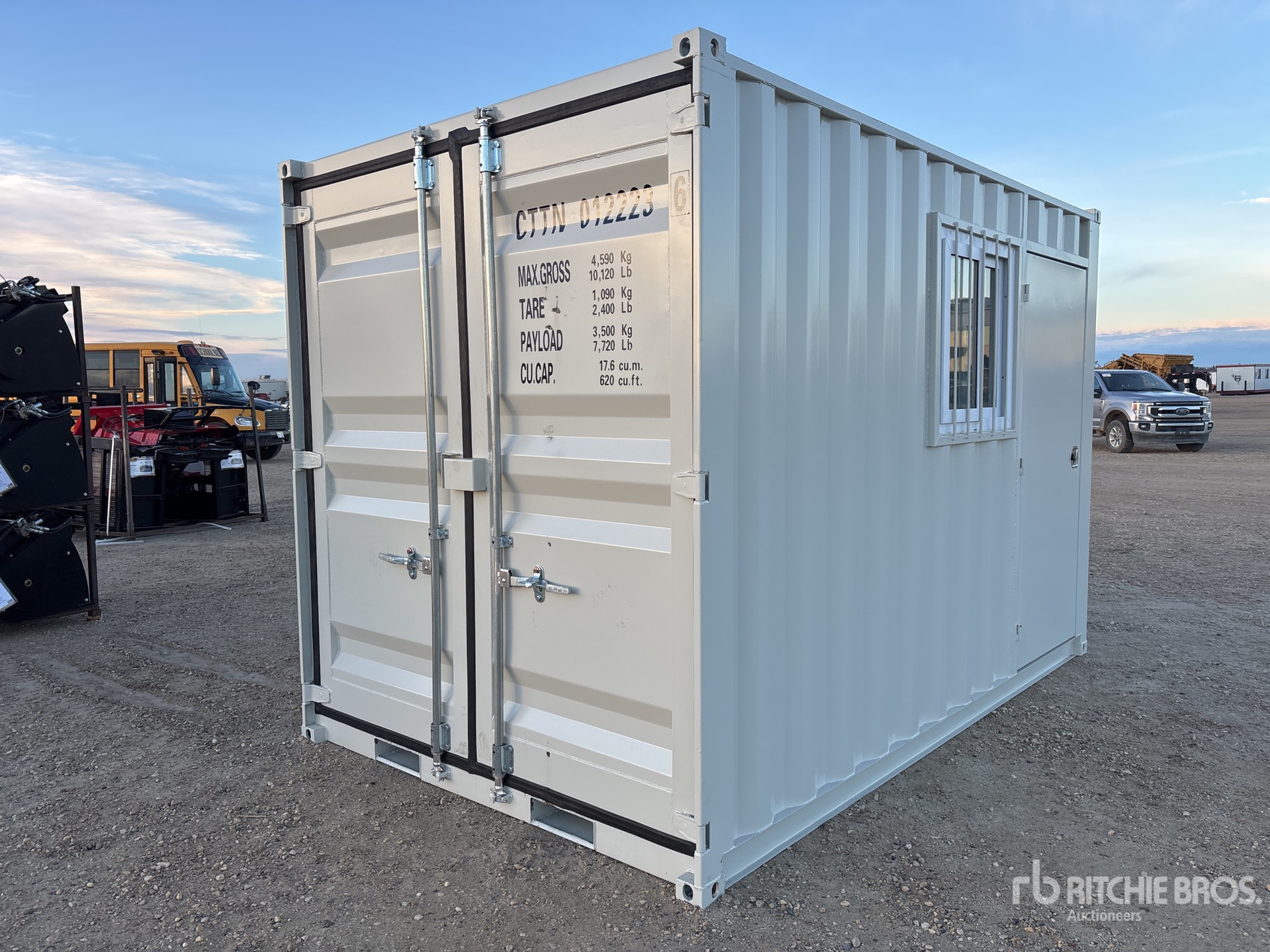 General Appearance with Picture, Left Front Corner