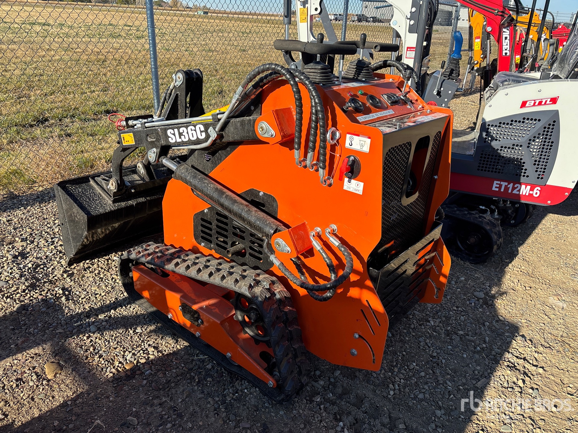 MINI CARGADOR SOBRE ORUGAS COMPACTO 2025 SDLOOL SL36C