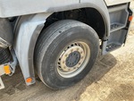 4 Underbody - Truck with 