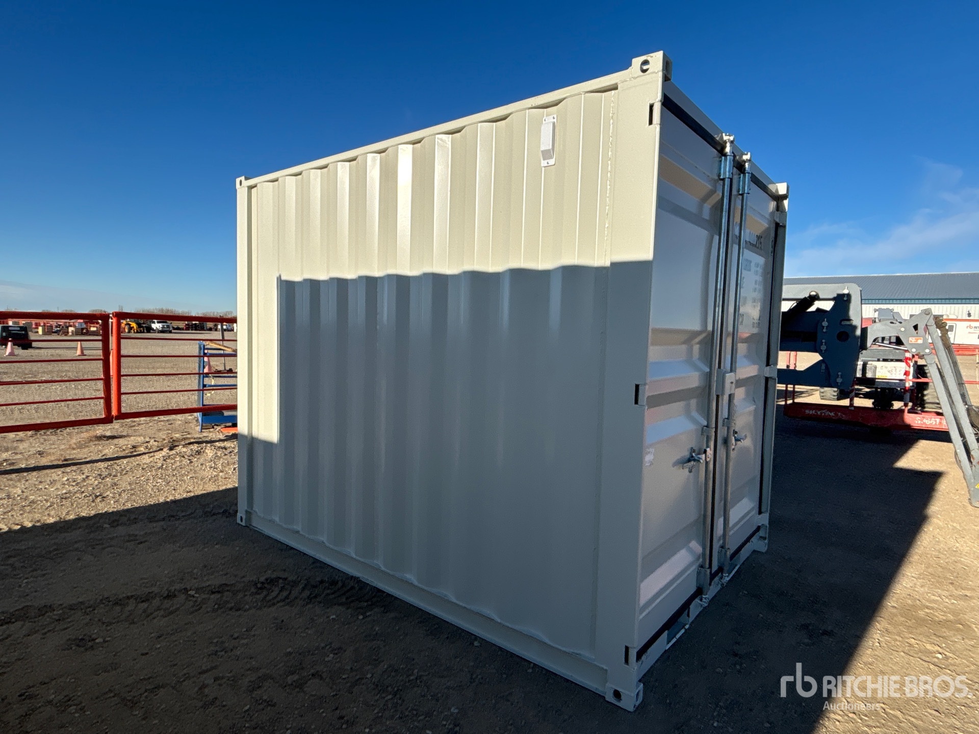 General Appearance with Bild, Ecke vorne rechts