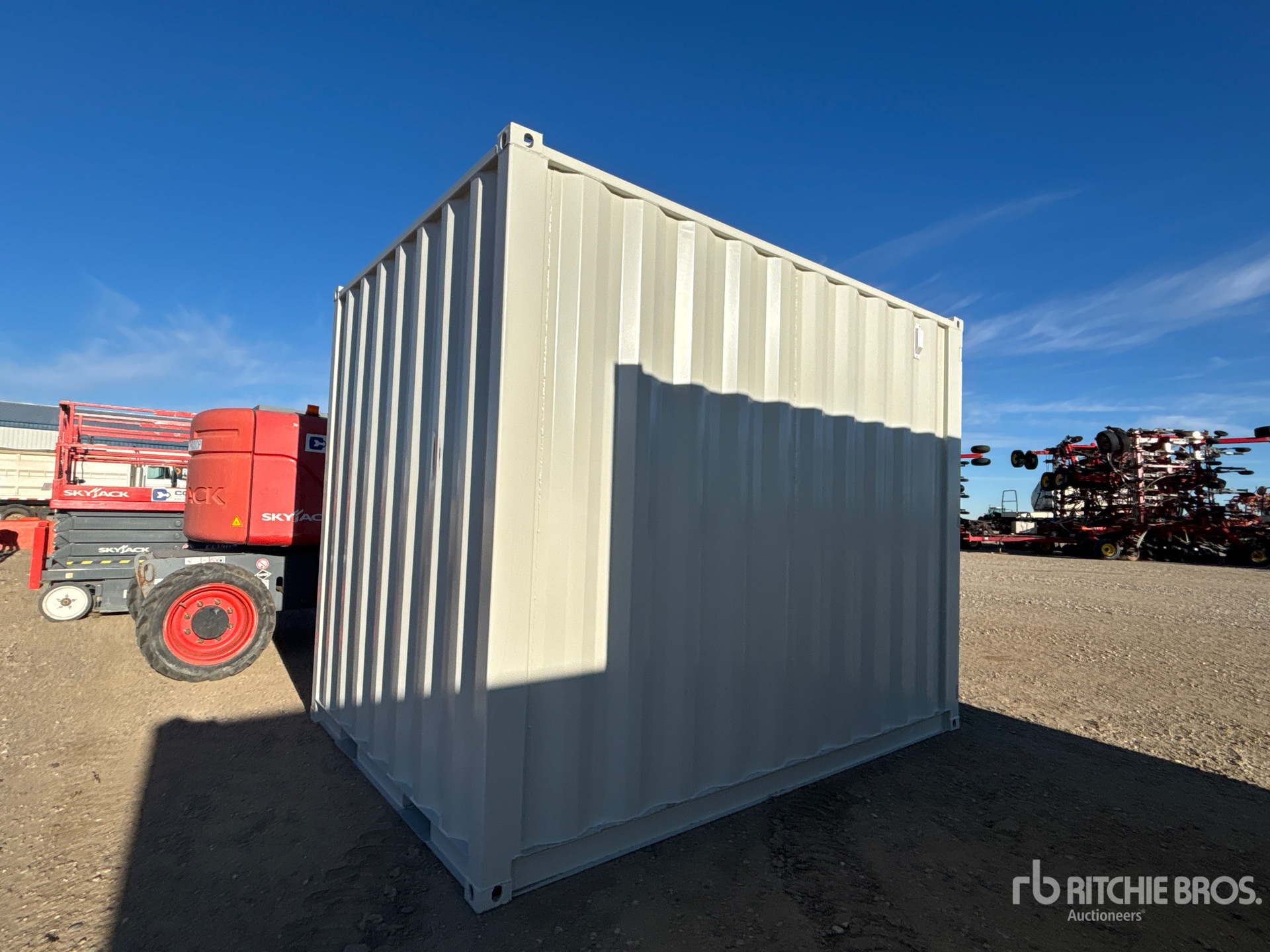 General Appearance with Bild, Ecke hinten rechts