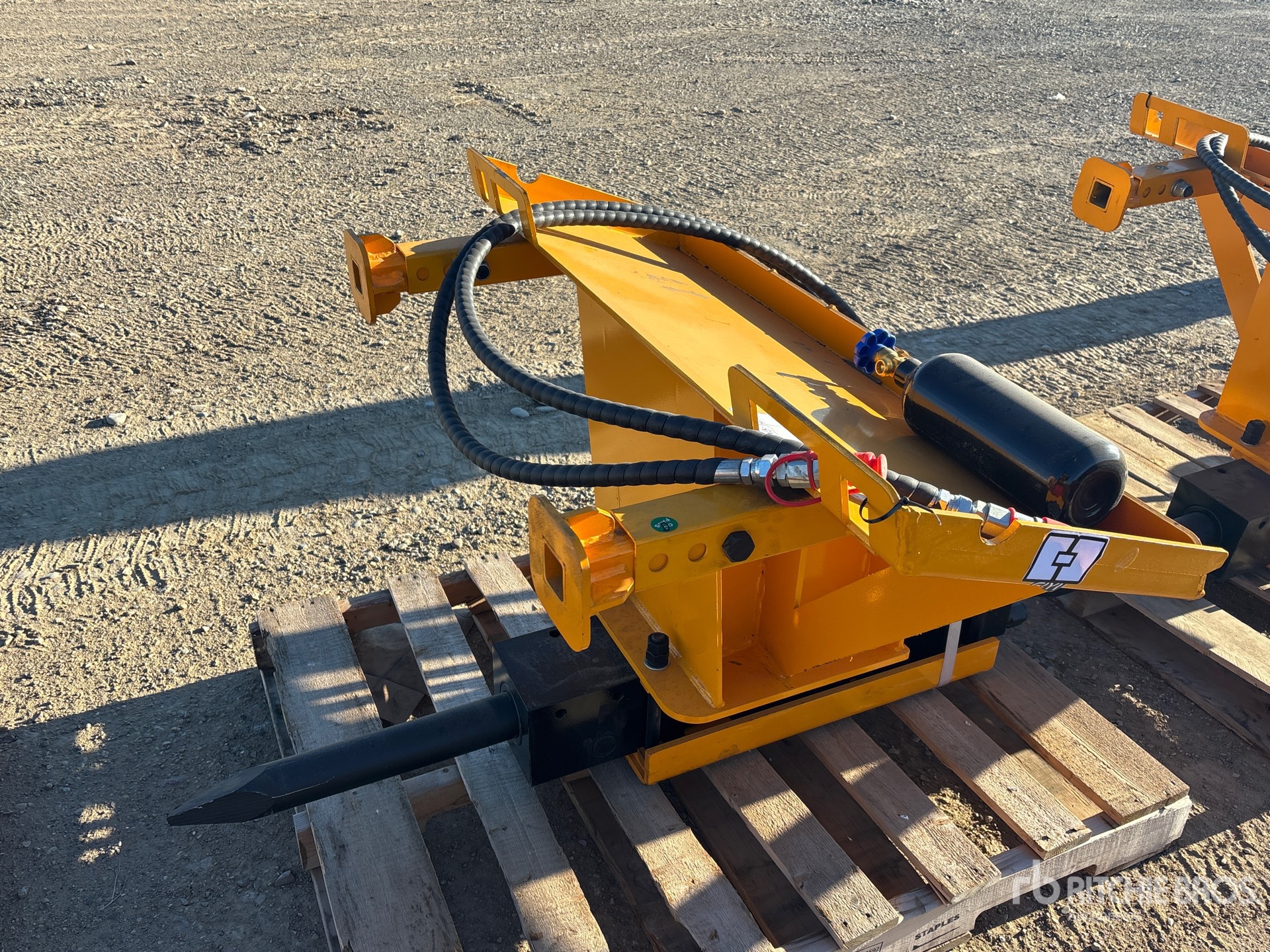 General Appearance with Image, coin arrière droit