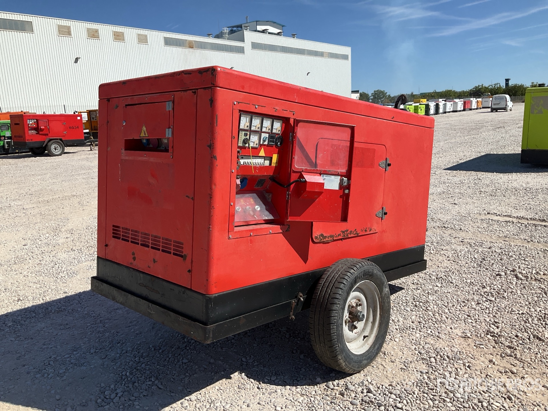 General Appearance with Picture, Right Rear Corner