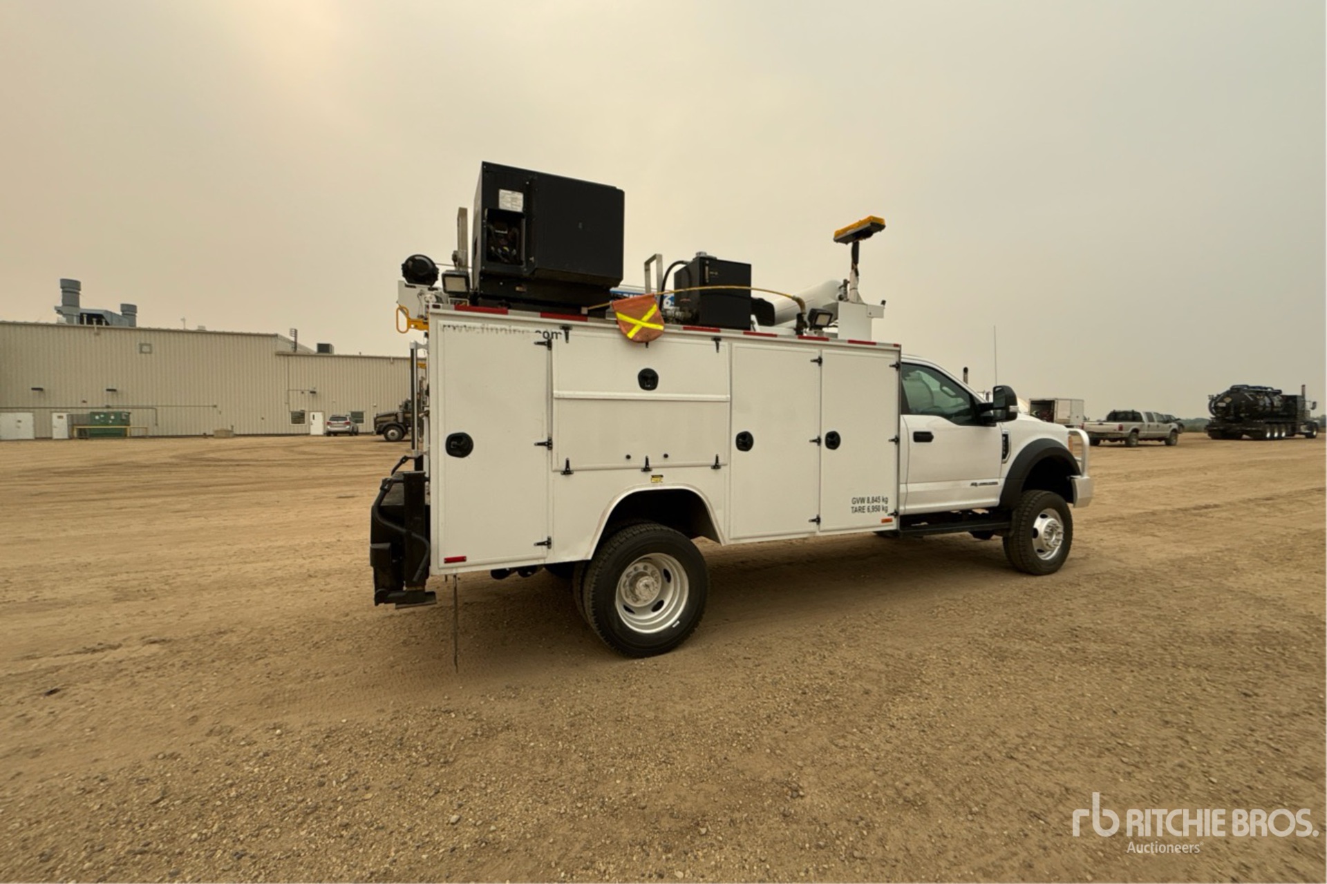General Appearance with Picture, Right Rear Corner