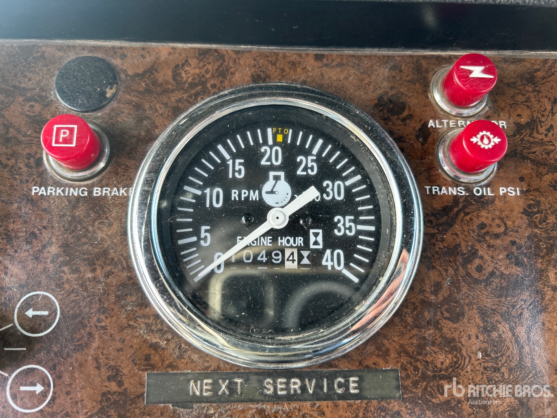 General Appearance with Hour Meter / Odometer