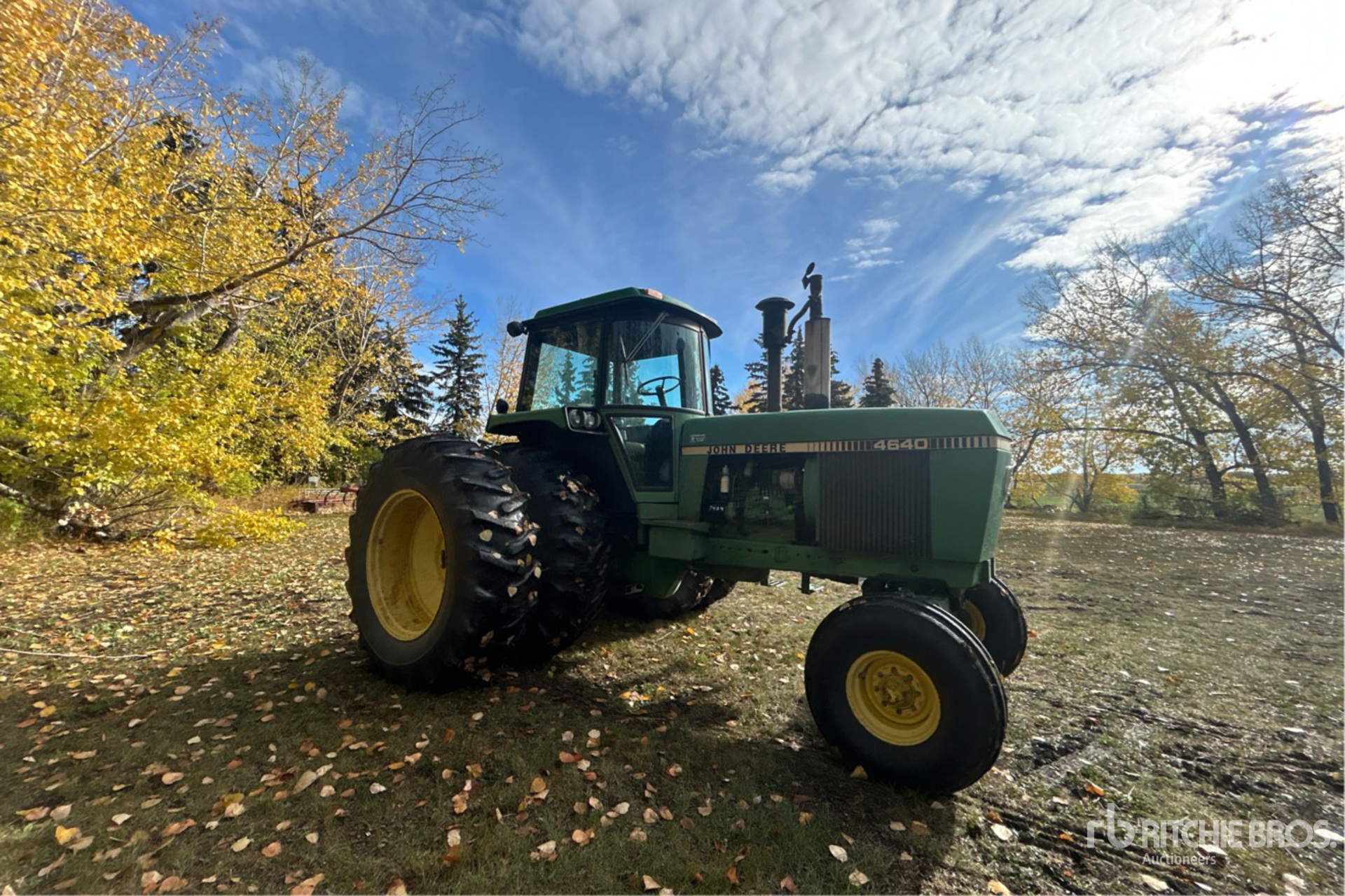 General Appearance with Picture, Right Front Corner